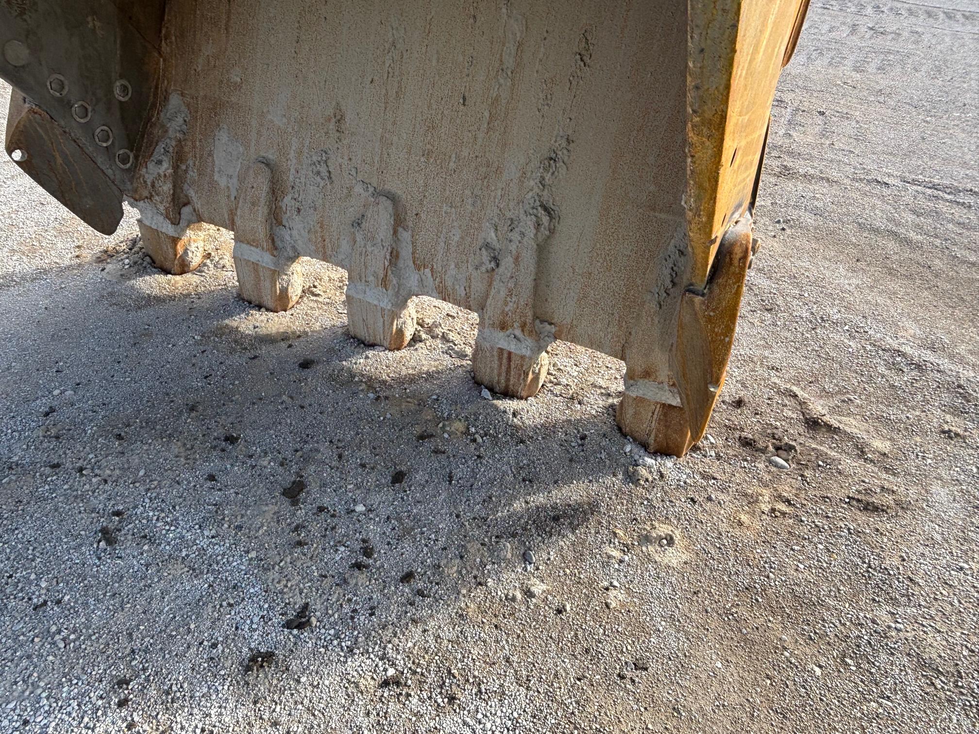 2019 CATERPILLAR 374FL - view 5 of 35