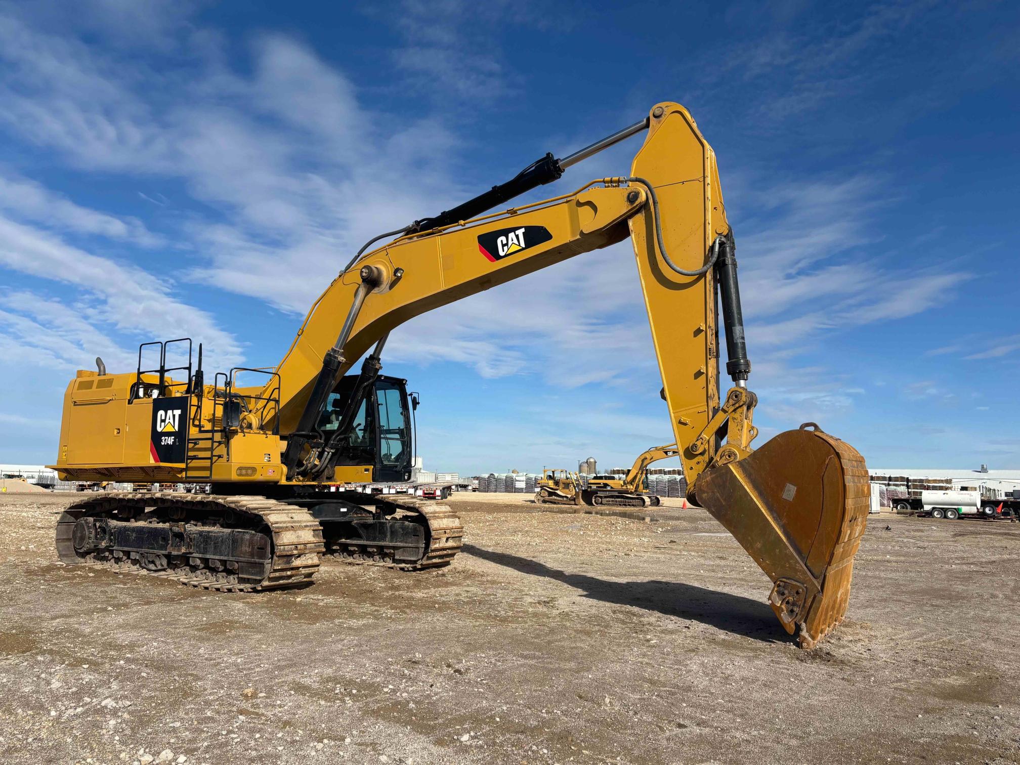 2019 CATERPILLAR 374FL - view 14 of 35