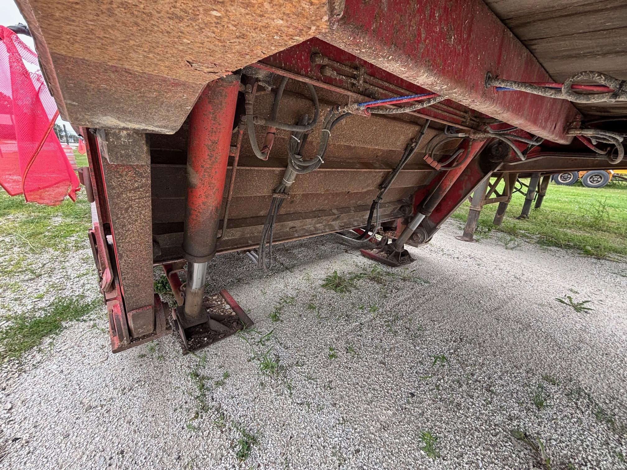 1998 LOAD KING 554 DFP - view 16 of 28