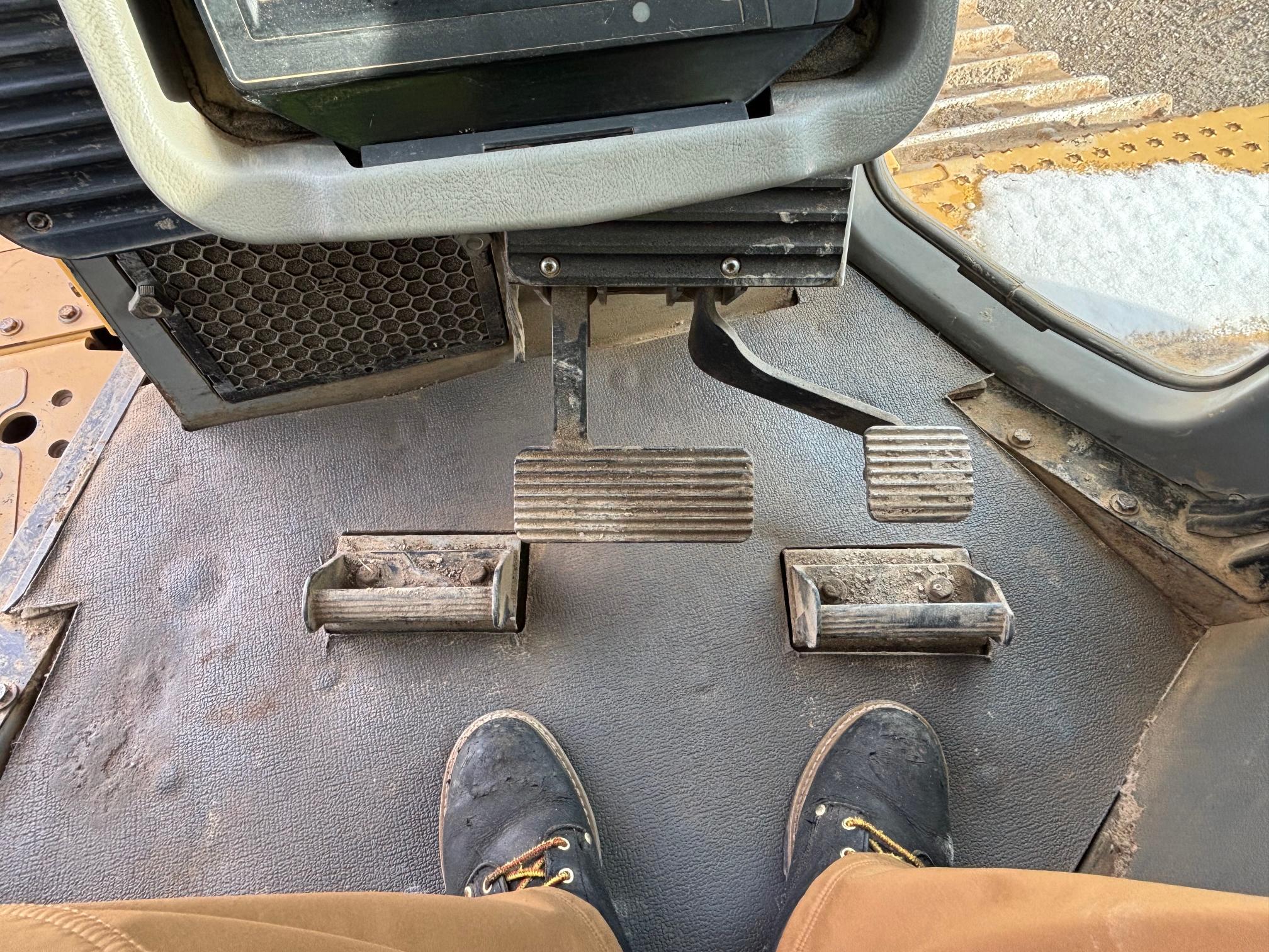 2014 CATERPILLAR D6T - Image 15