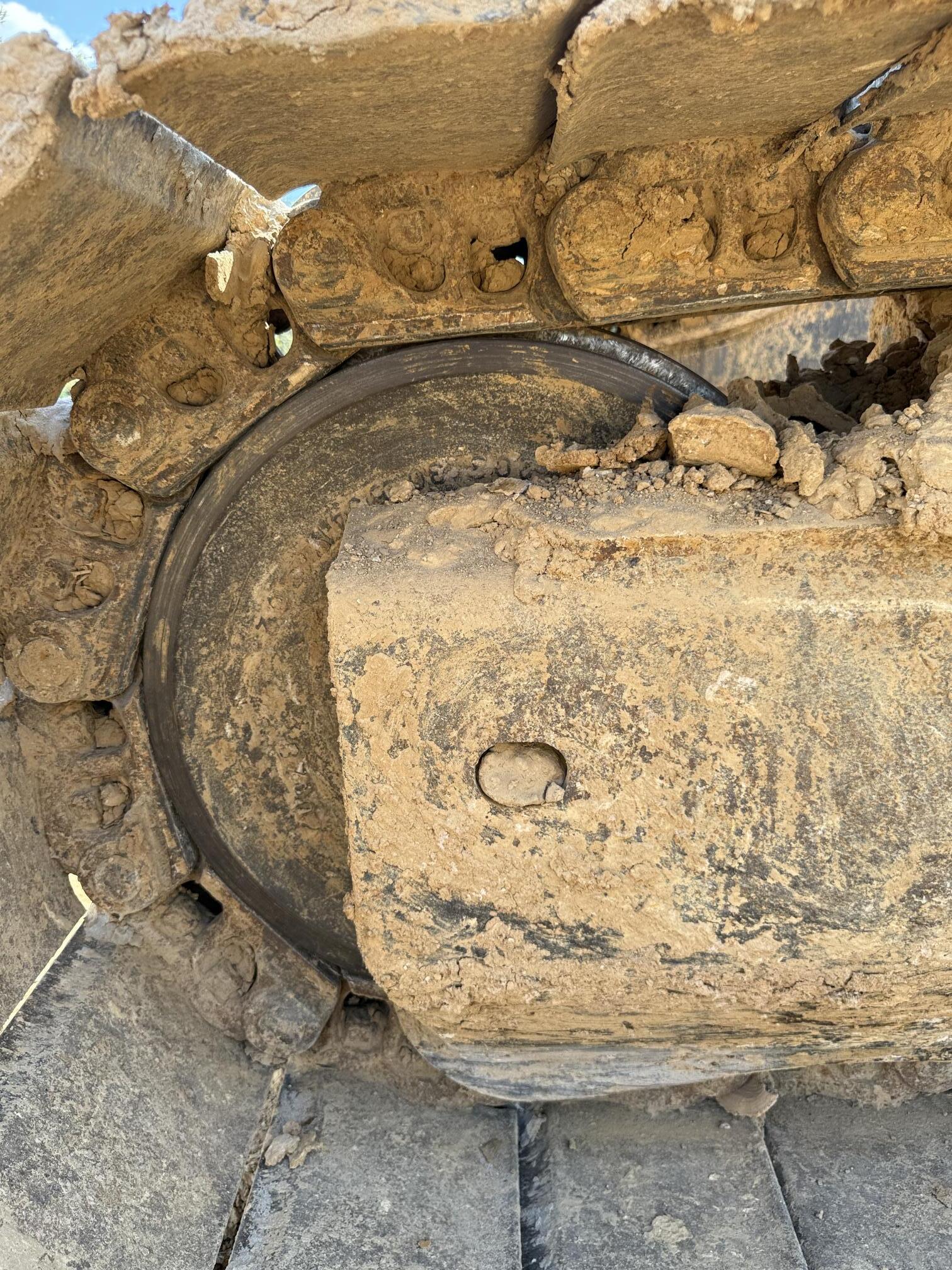 2022 KOMATSU 490LC-11 - Image 13