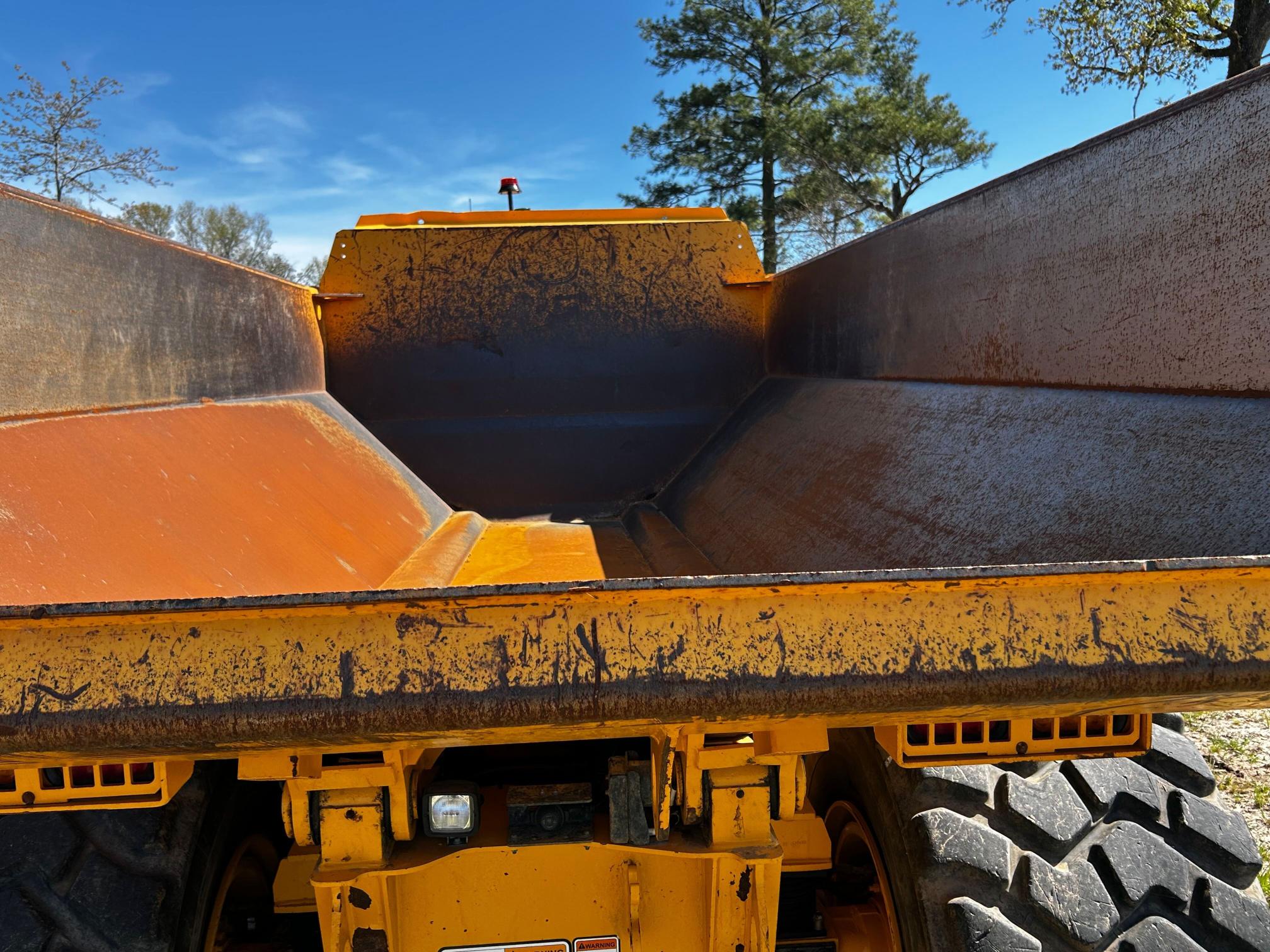 2022 VOLVO A25G - view 9 of 10