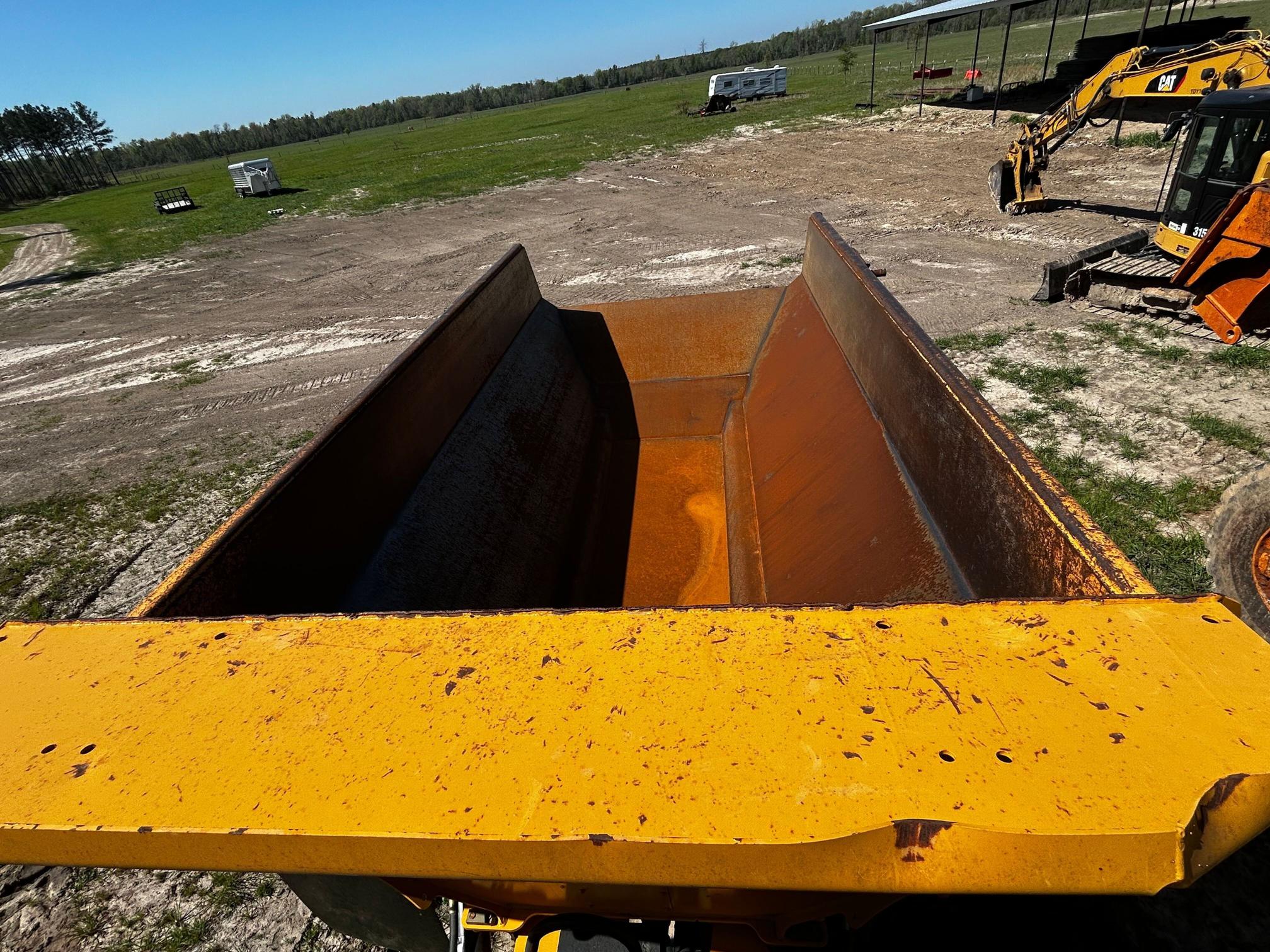 2022 VOLVO A25G - view 10 of 10