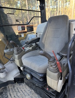 2015 DEERE 75G - Image 8