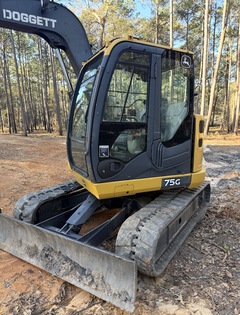 2015 DEERE 75G - Image 2