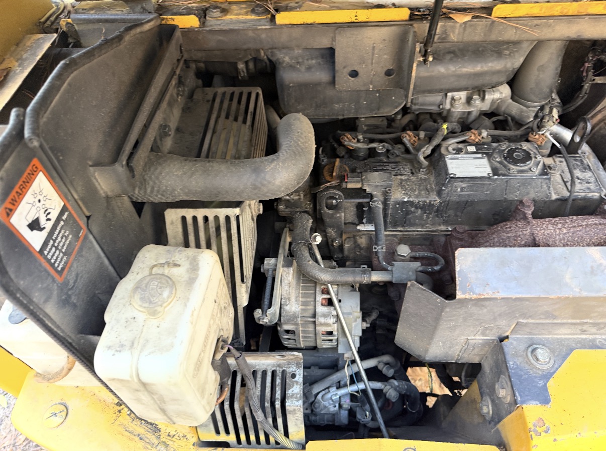 2015 DEERE 75G - Image 12