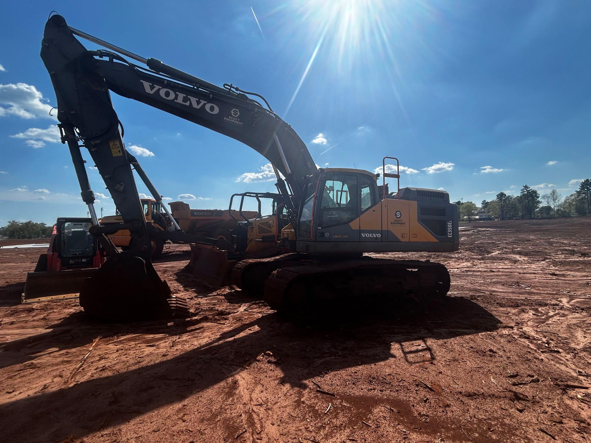 2021 VOLVO EC350EL