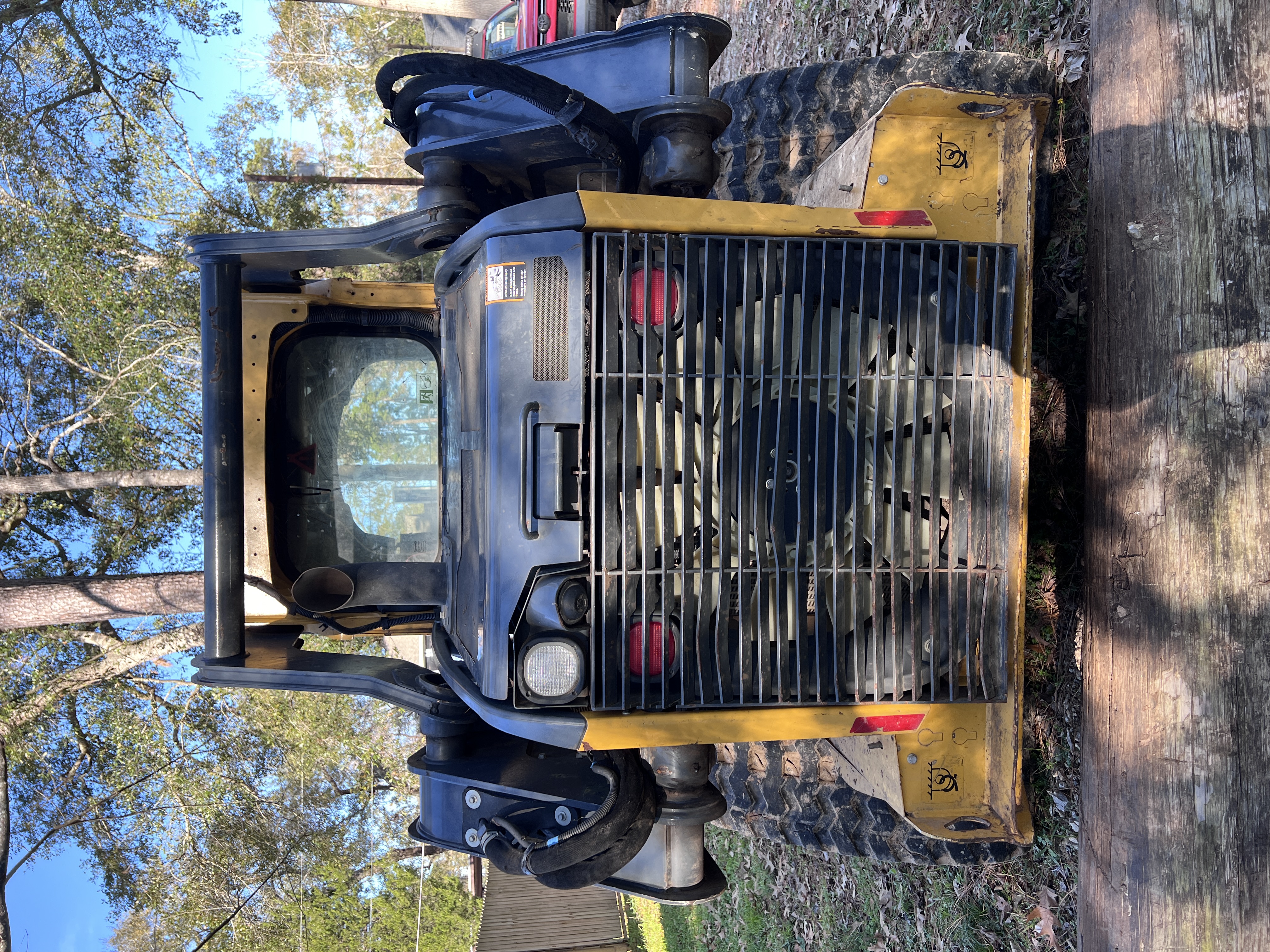 2019 DEERE 325G - Image 11