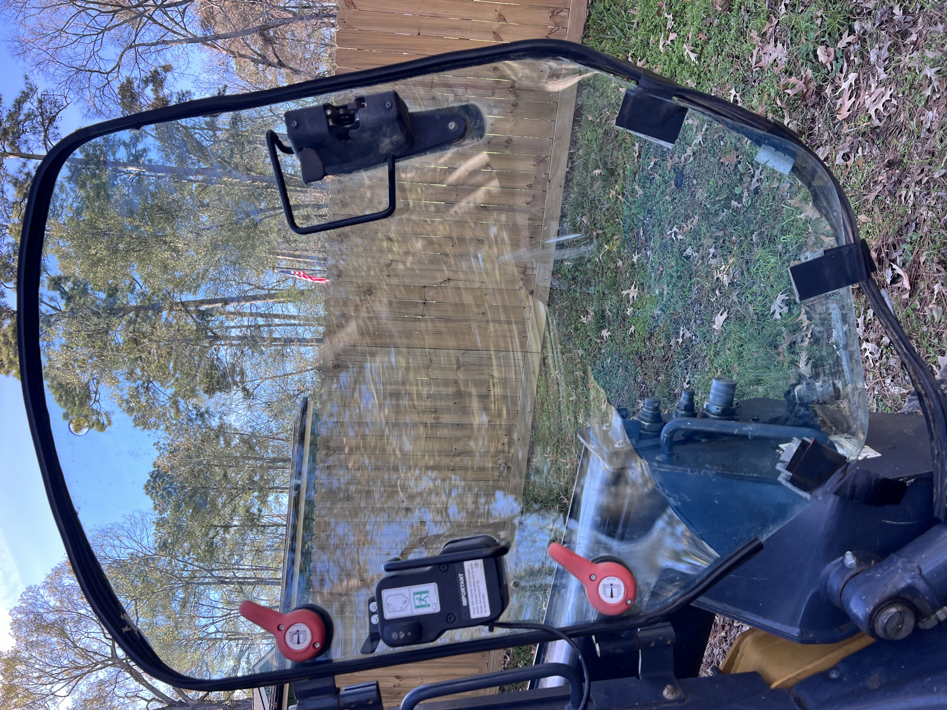 2019 DEERE 325G - Image 10