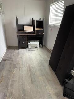 2015 CUSTOM BUILT 10'x30' - Image 5