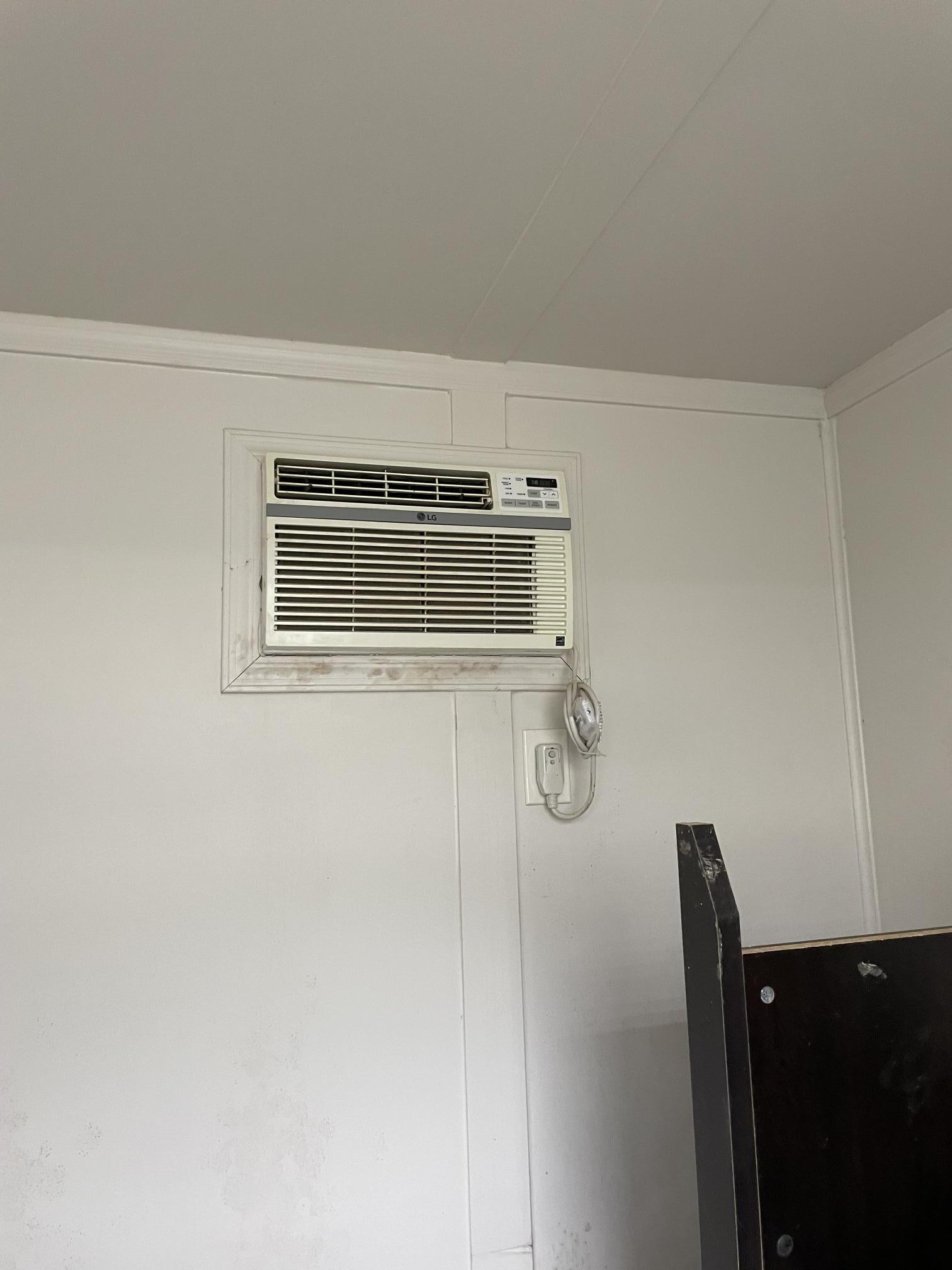 2015 CUSTOM BUILT 10'x30' - Image 4