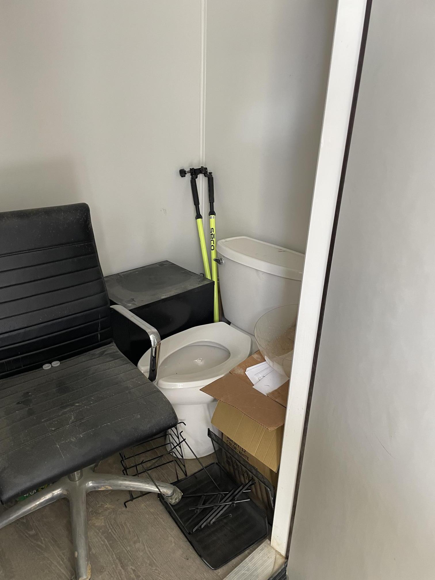 2015 CUSTOM BUILT 10'x30' - view 3 of 5