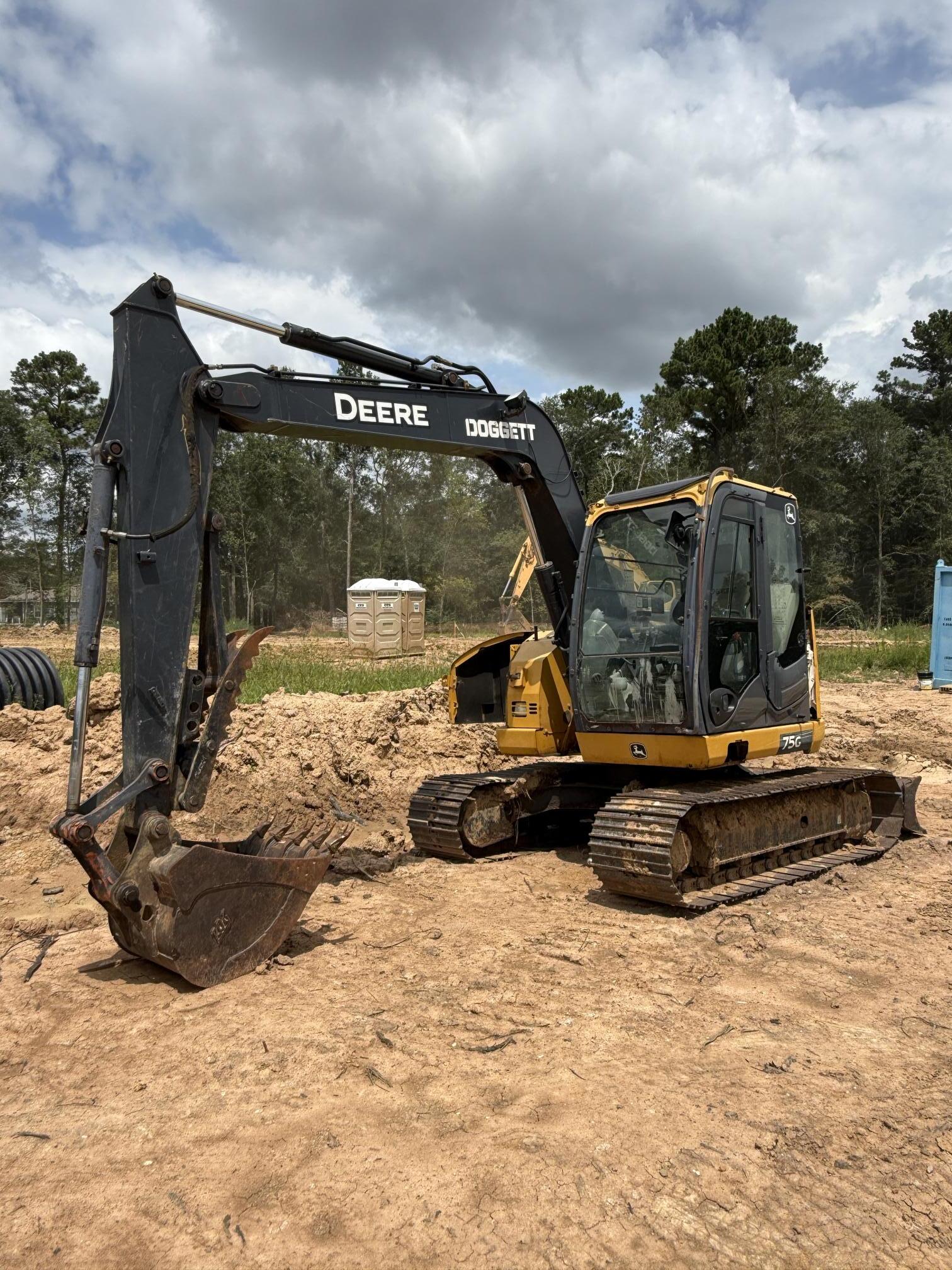 2016 DEERE 75G - Image 2