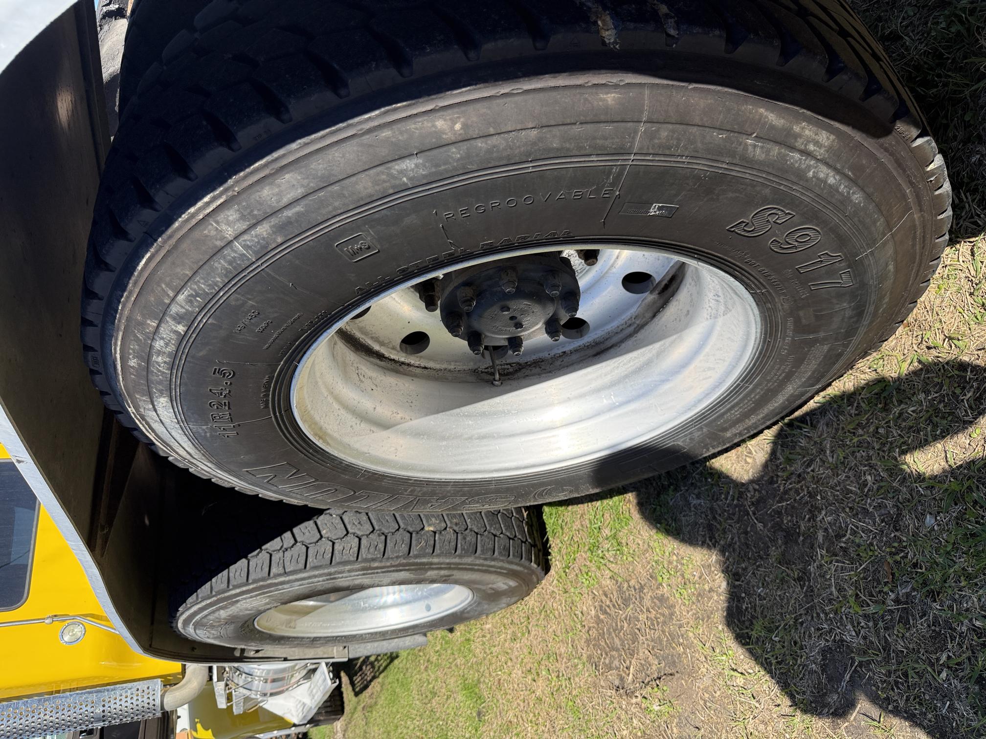 2019 KENWORTH W900 - Image 24