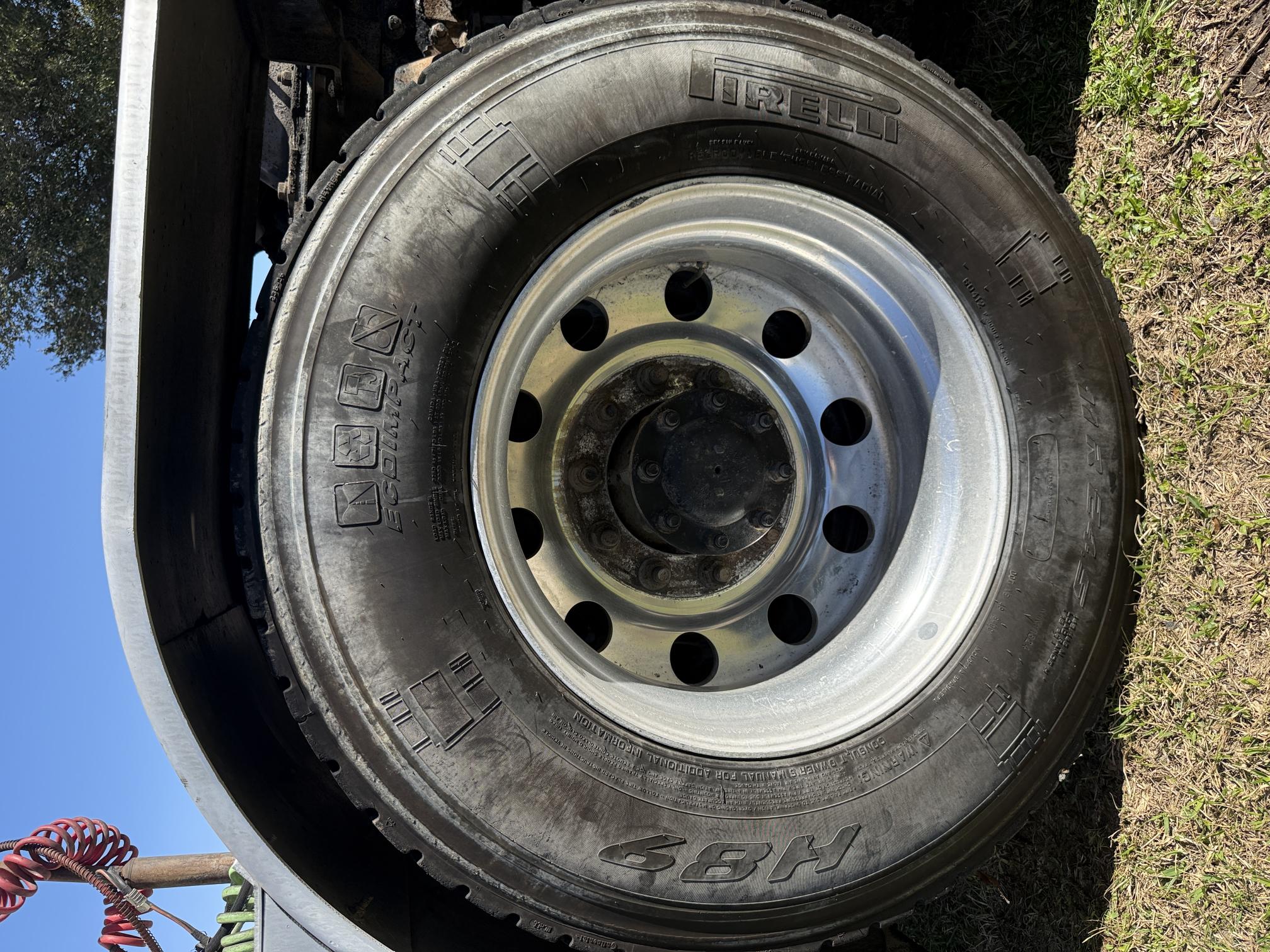 2019 KENWORTH W900 - Image 27