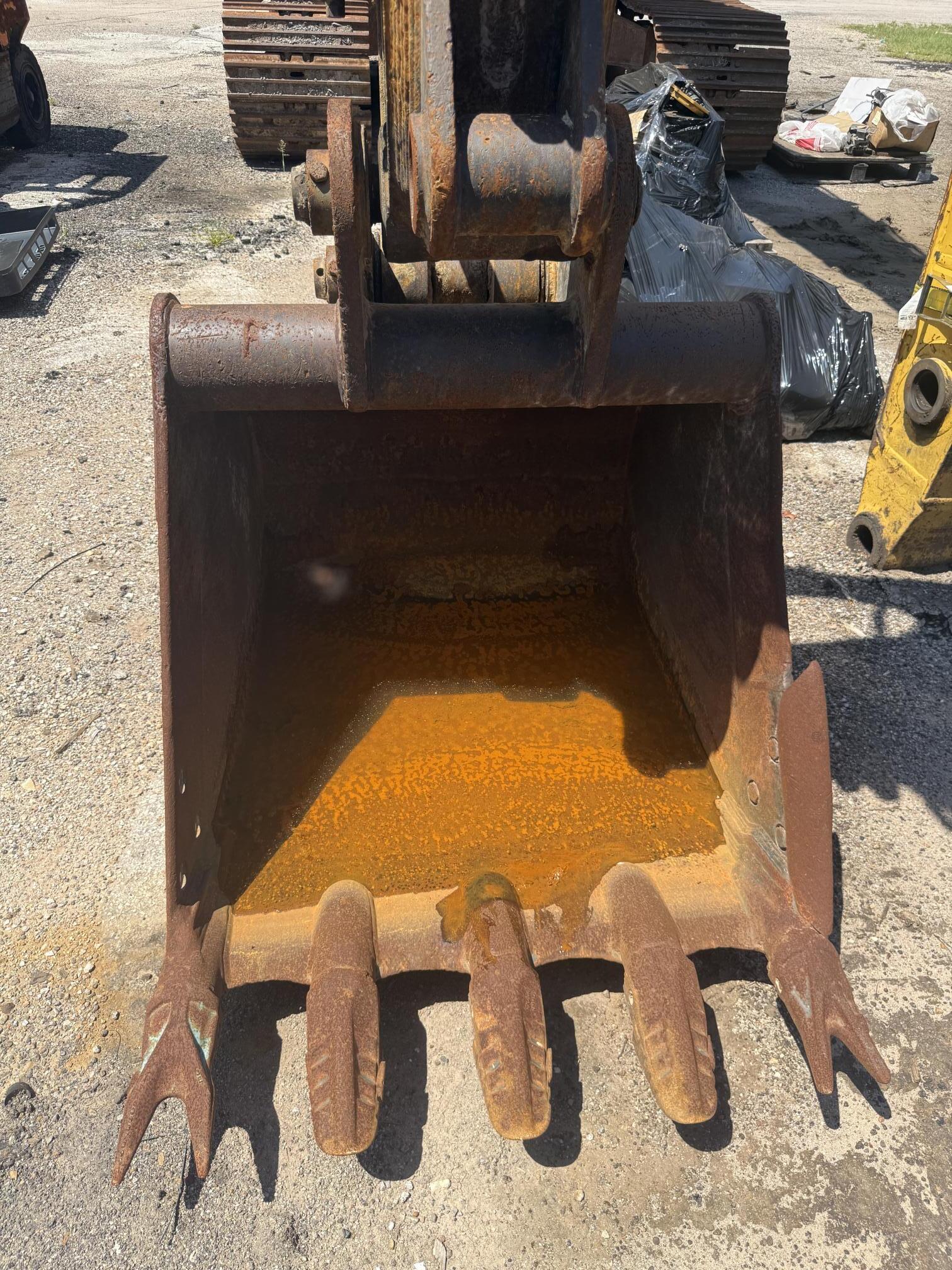 2017 HITACHI ZX160LC-5N - Image 3