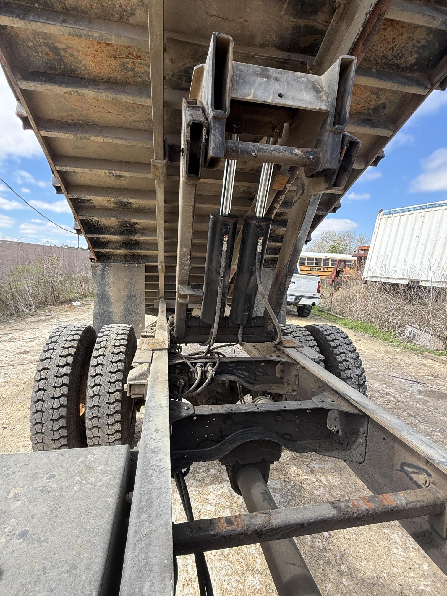 2006 GMC C8500 - view 19 of 59