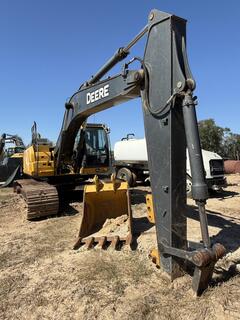 2017 DEERE 210G LC - Image 4