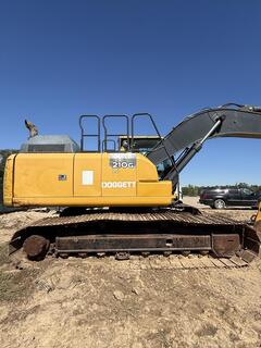 2017 DEERE 210G LC - Image 10