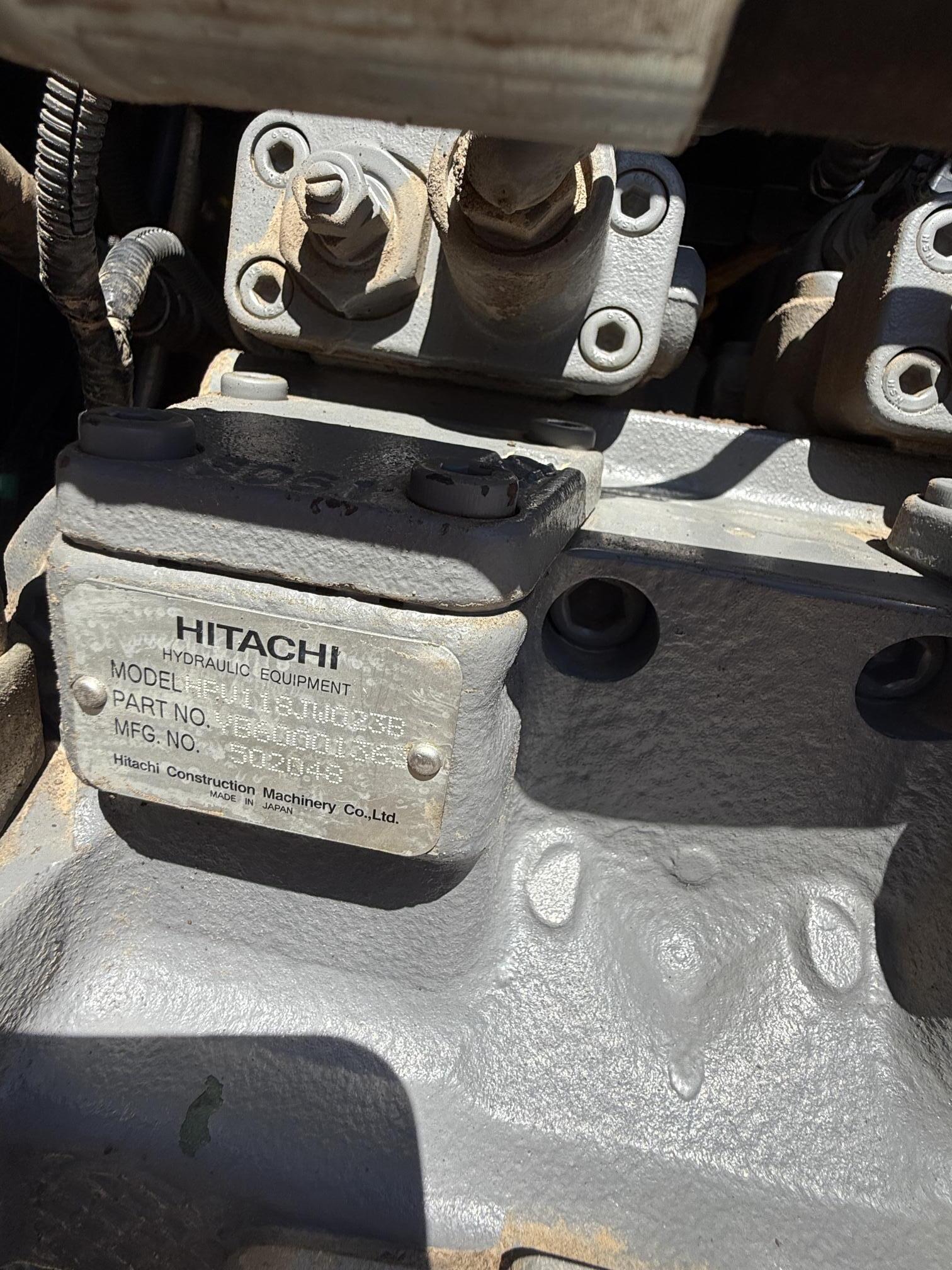 2017 DEERE 210G LC - Image 13