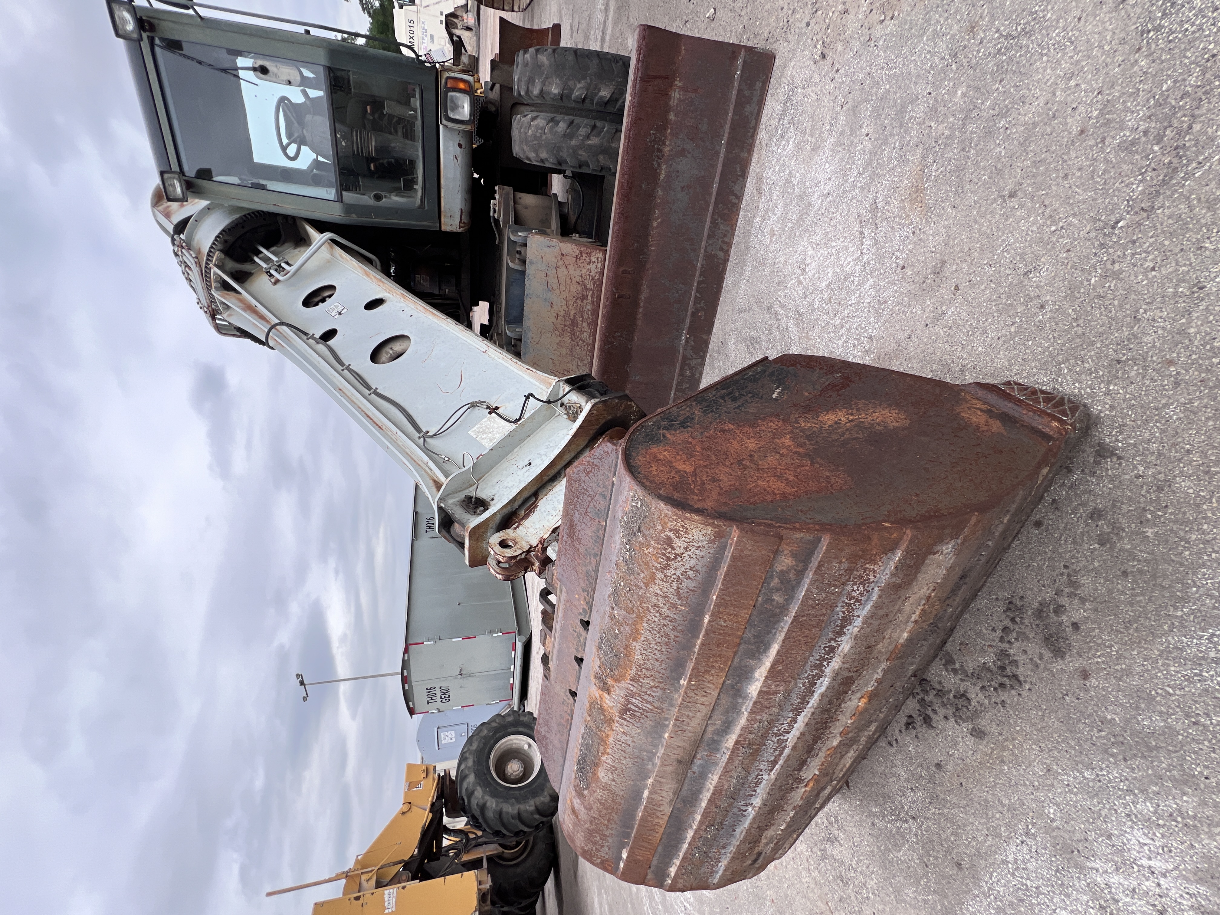 2003 GRADALL 4300 XL II - Image 9