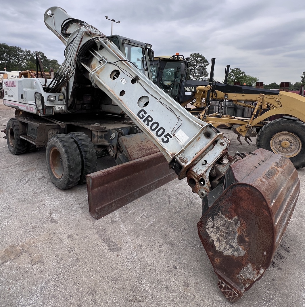 2003 GRADALL 4300 XL II - Image 2