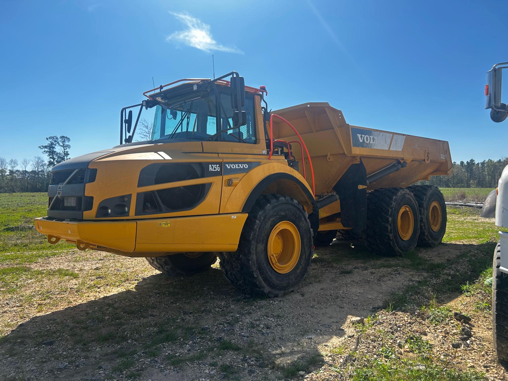 2021 VOLVO A25G - view 1 of 10