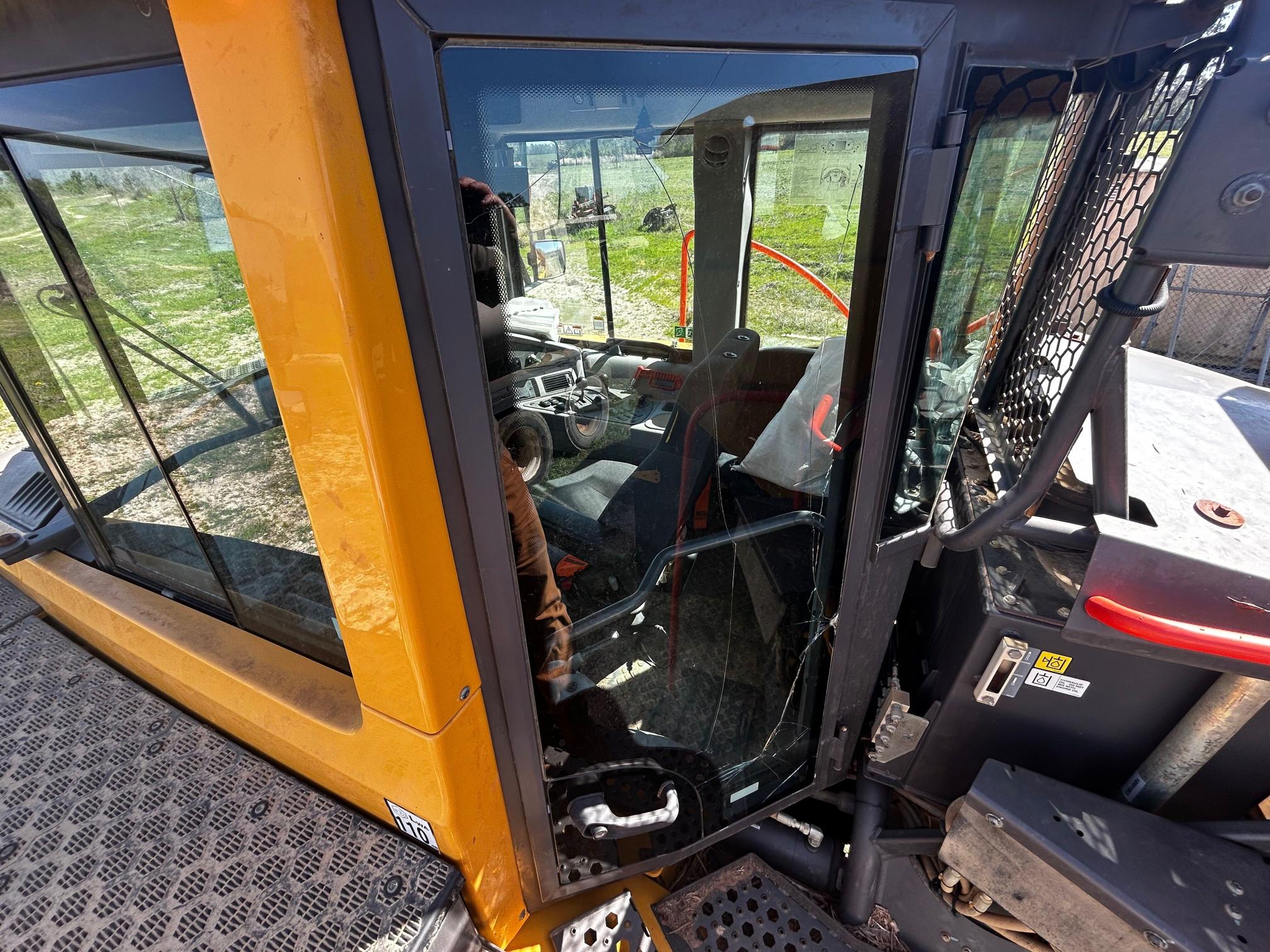 2021 VOLVO A25G - view 7 of 10