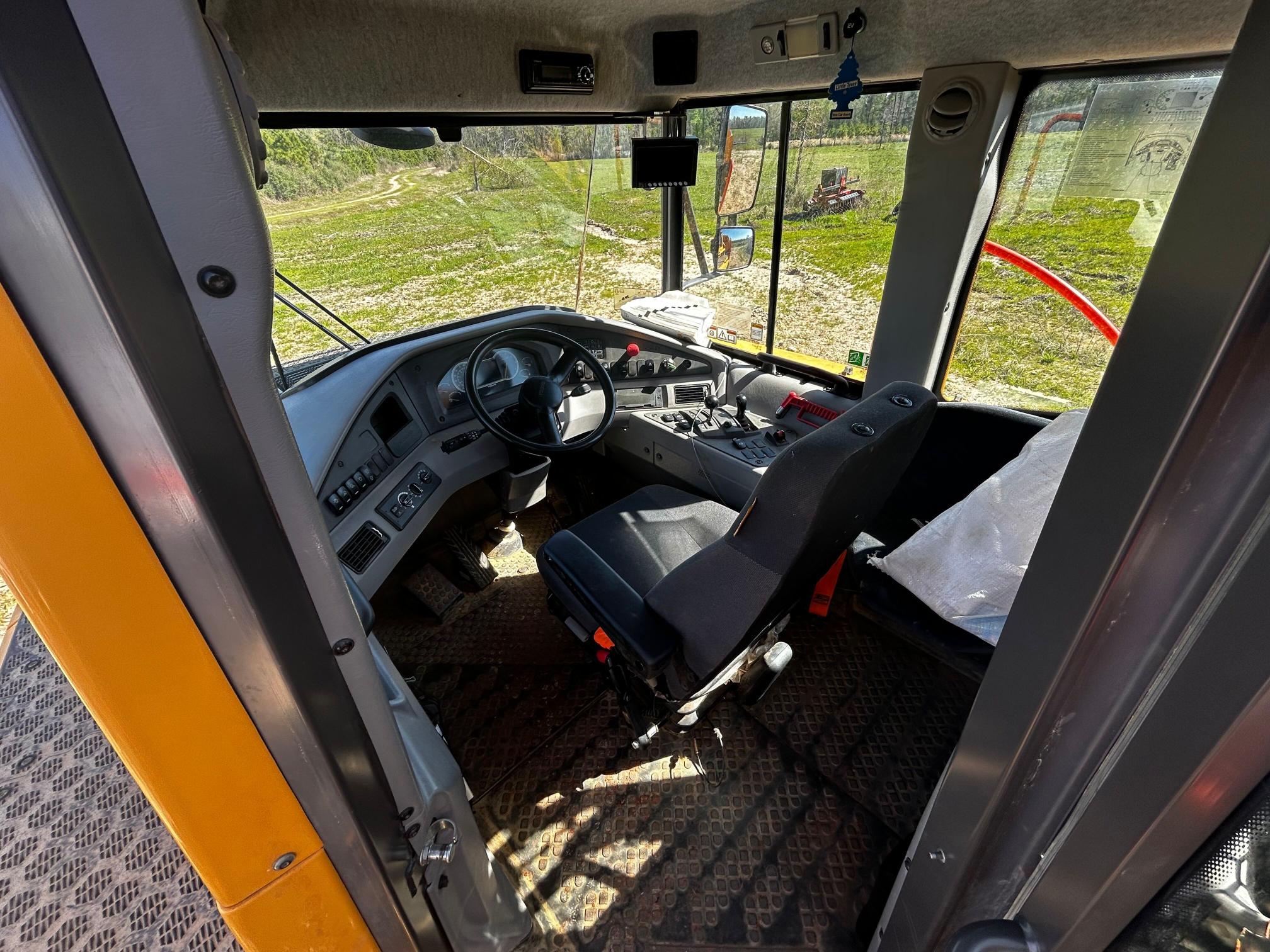 2021 VOLVO A25G - view 8 of 10