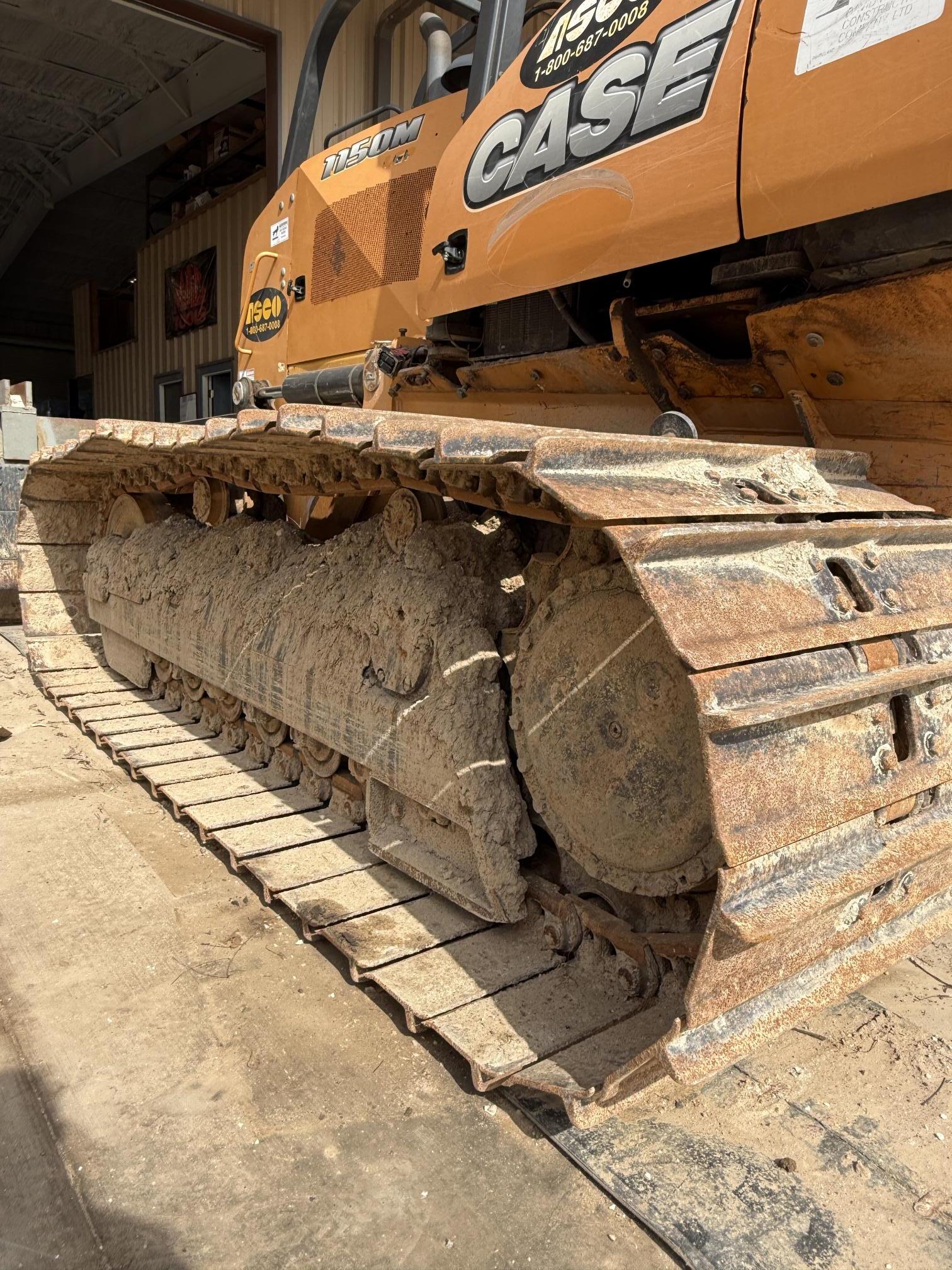 2015 CASE 1150M LGP - view 2 of 24