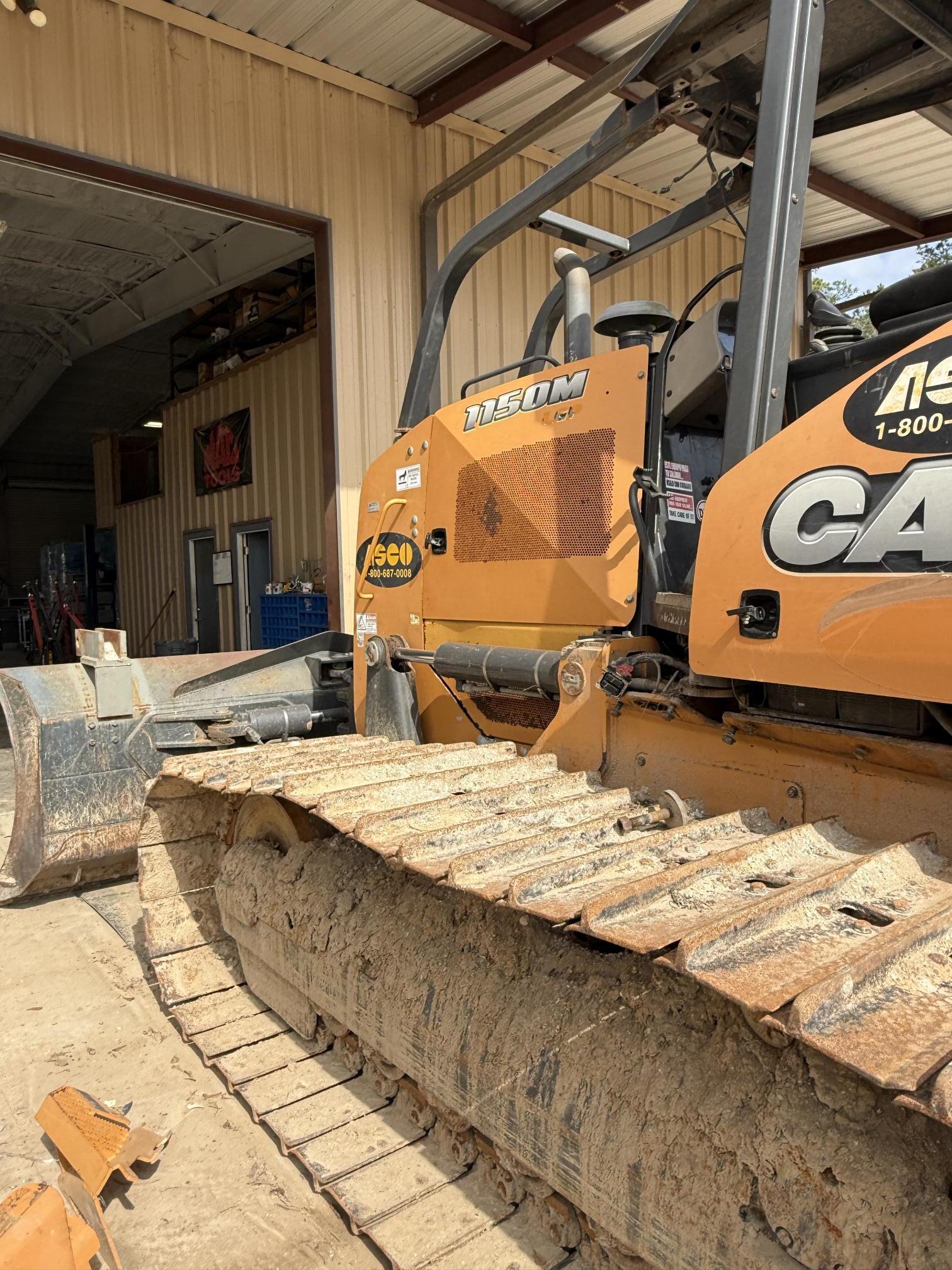 2015 CASE 1150M LGP - view 4 of 24