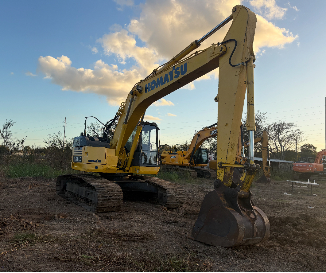 2005 KOMATSU PC-228 LC - Image 12
