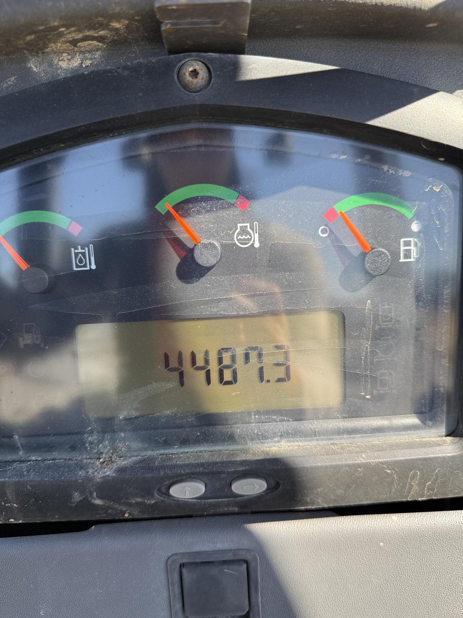 2013 CATERPILLAR D4K2XL - Image 34