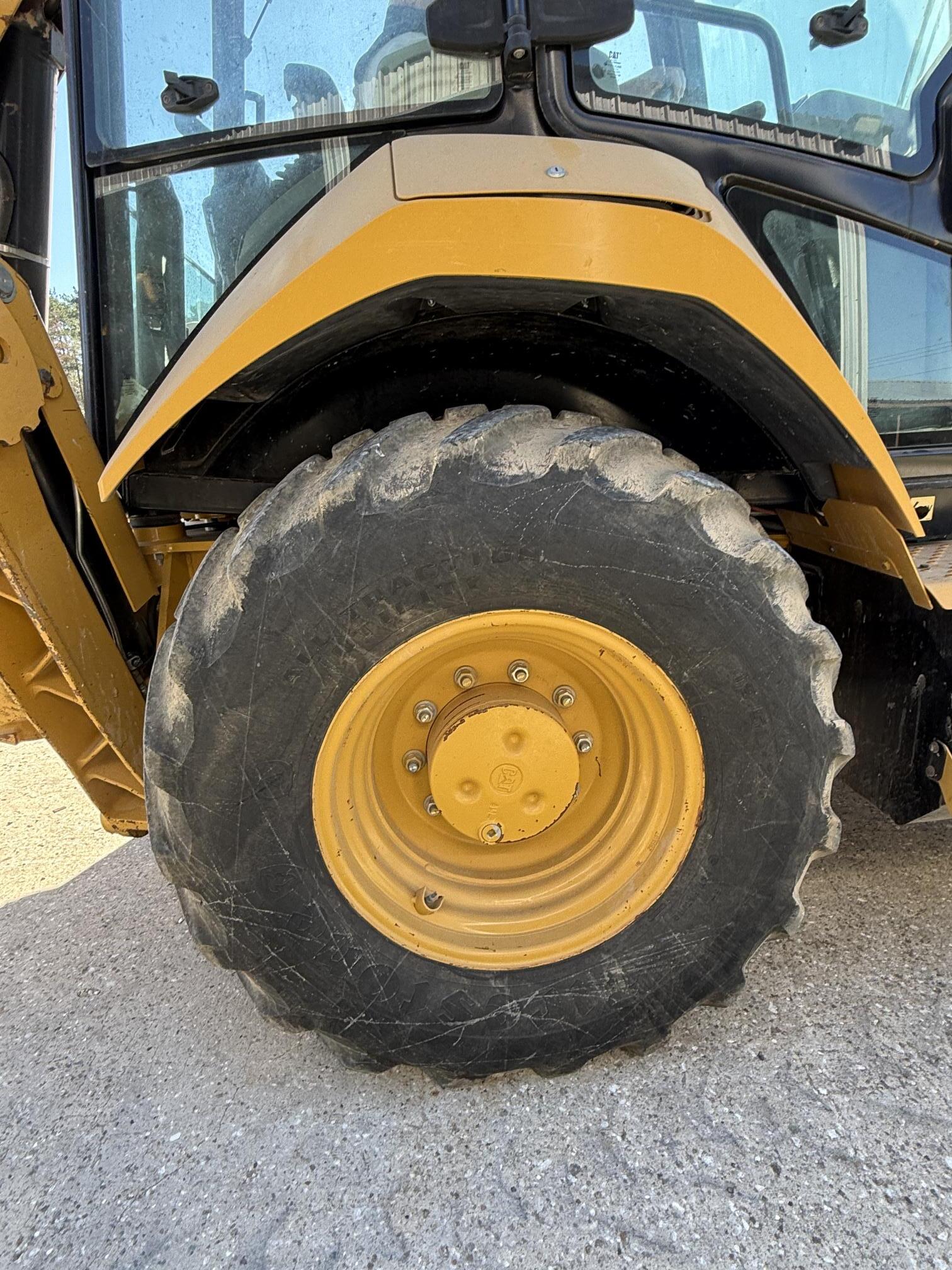 2019 CATERPILLAR 420F2 IT - view 19 of 25