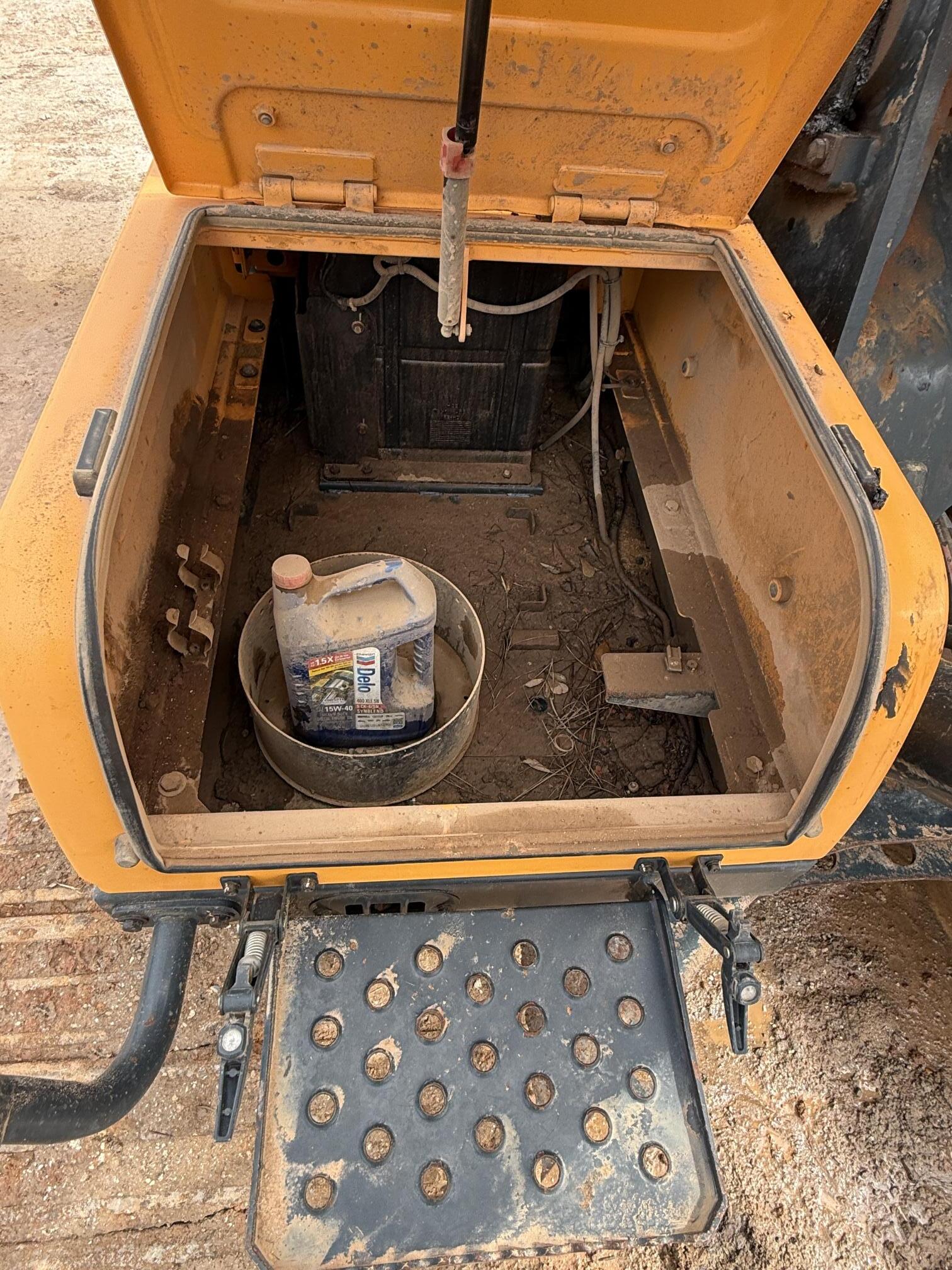 2021 HYUNDAI HX260L - view 6 of 39