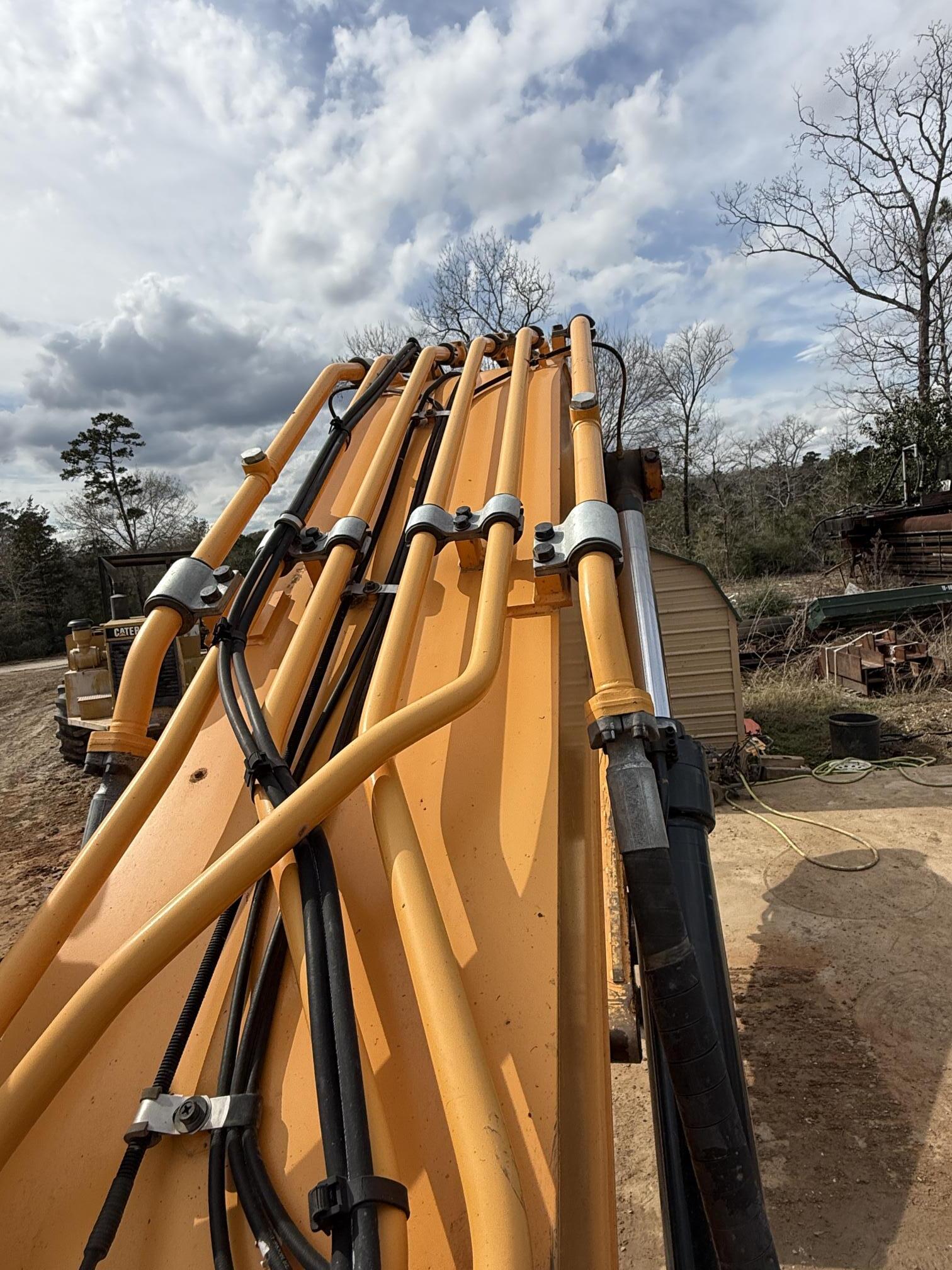 2021 HYUNDAI HX260L - view 8 of 39