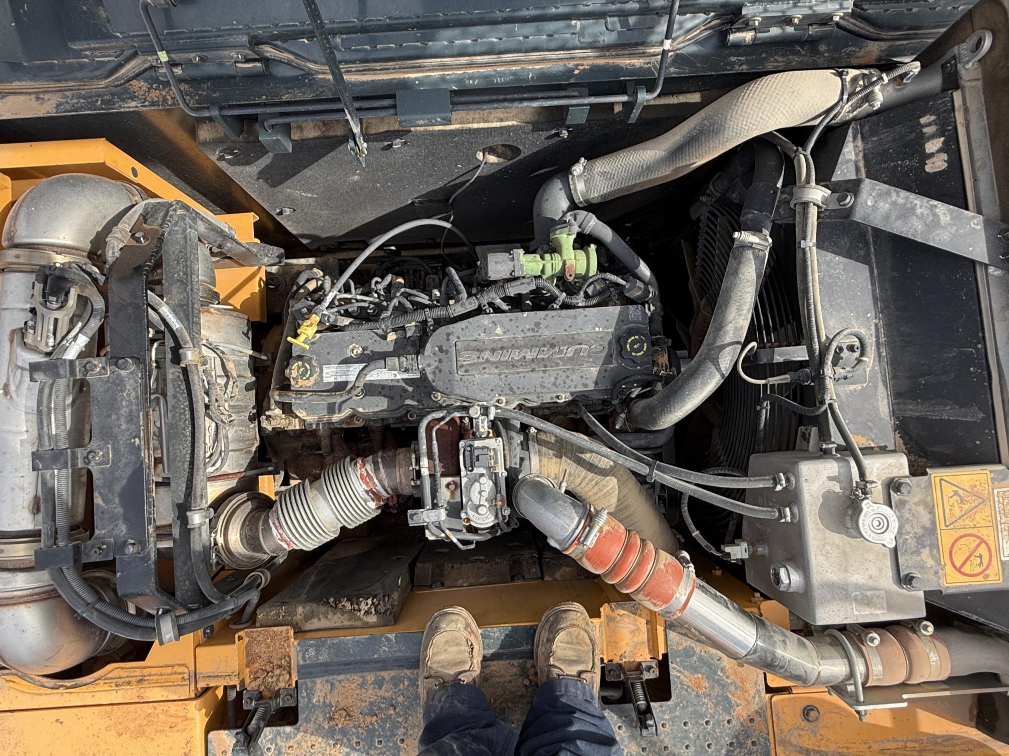 2021 HYUNDAI HX260L - view 11 of 39