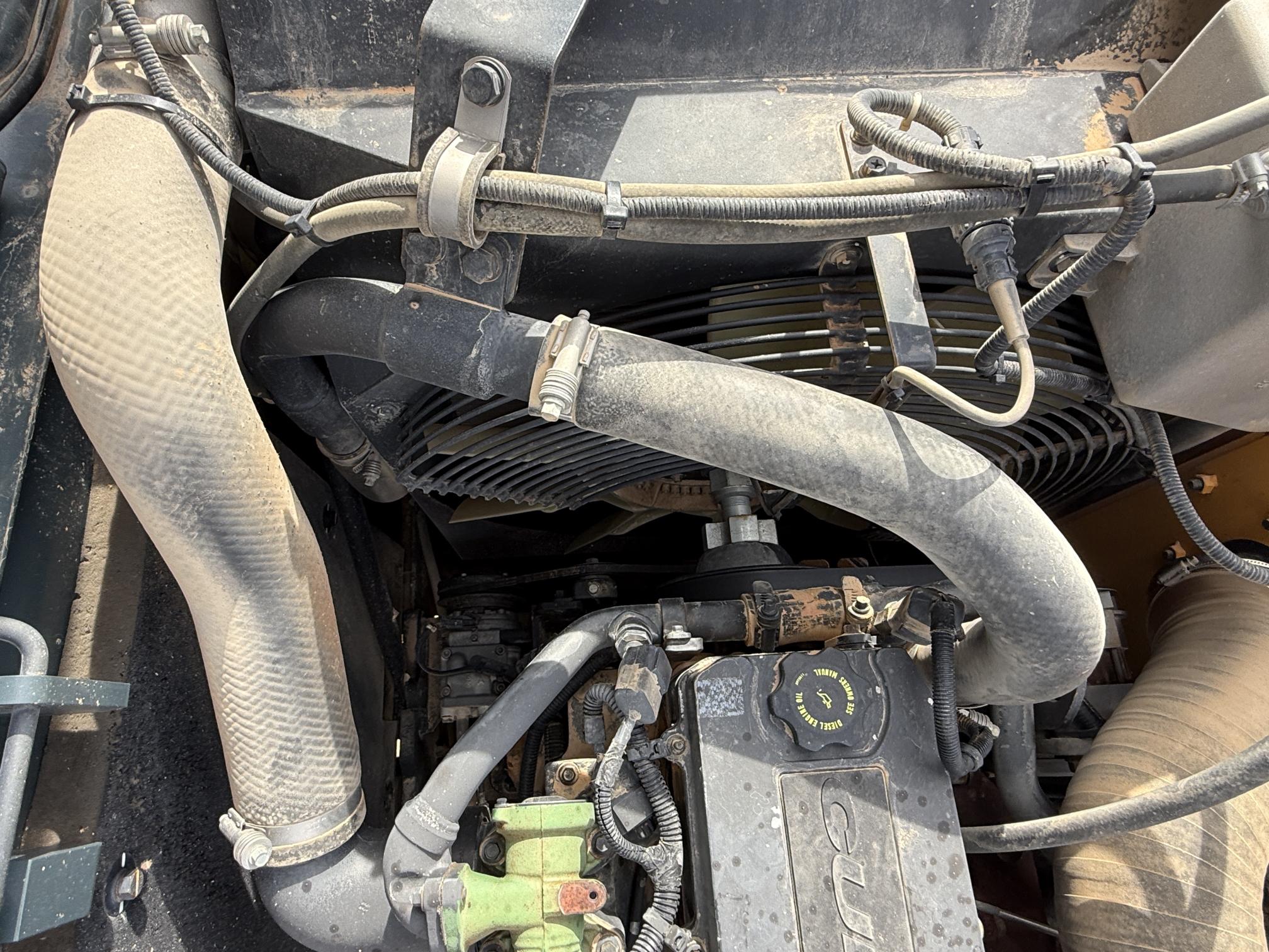 2021 HYUNDAI HX260L - view 13 of 39