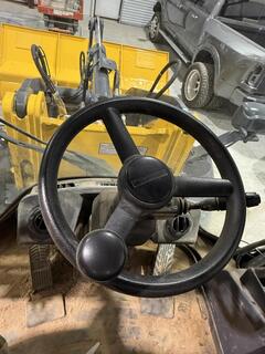 2022 DEERE 324L - Image 23