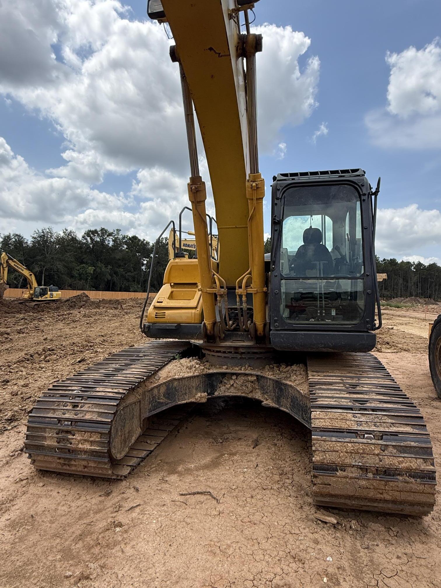 2019 KOBELCO SK210 LC - view 2 of 26