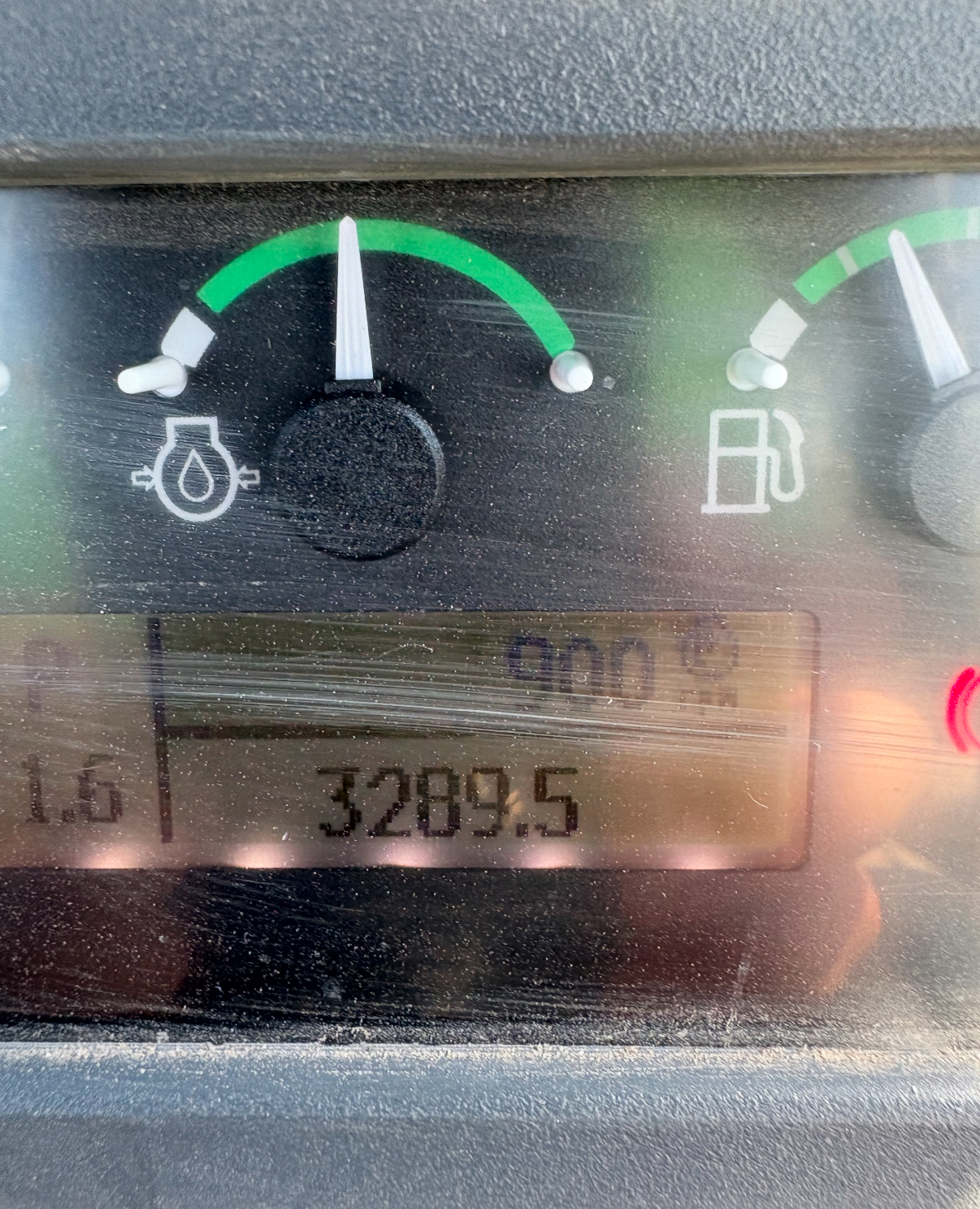 2022 DEERE 550K LGP - view 8 of 16