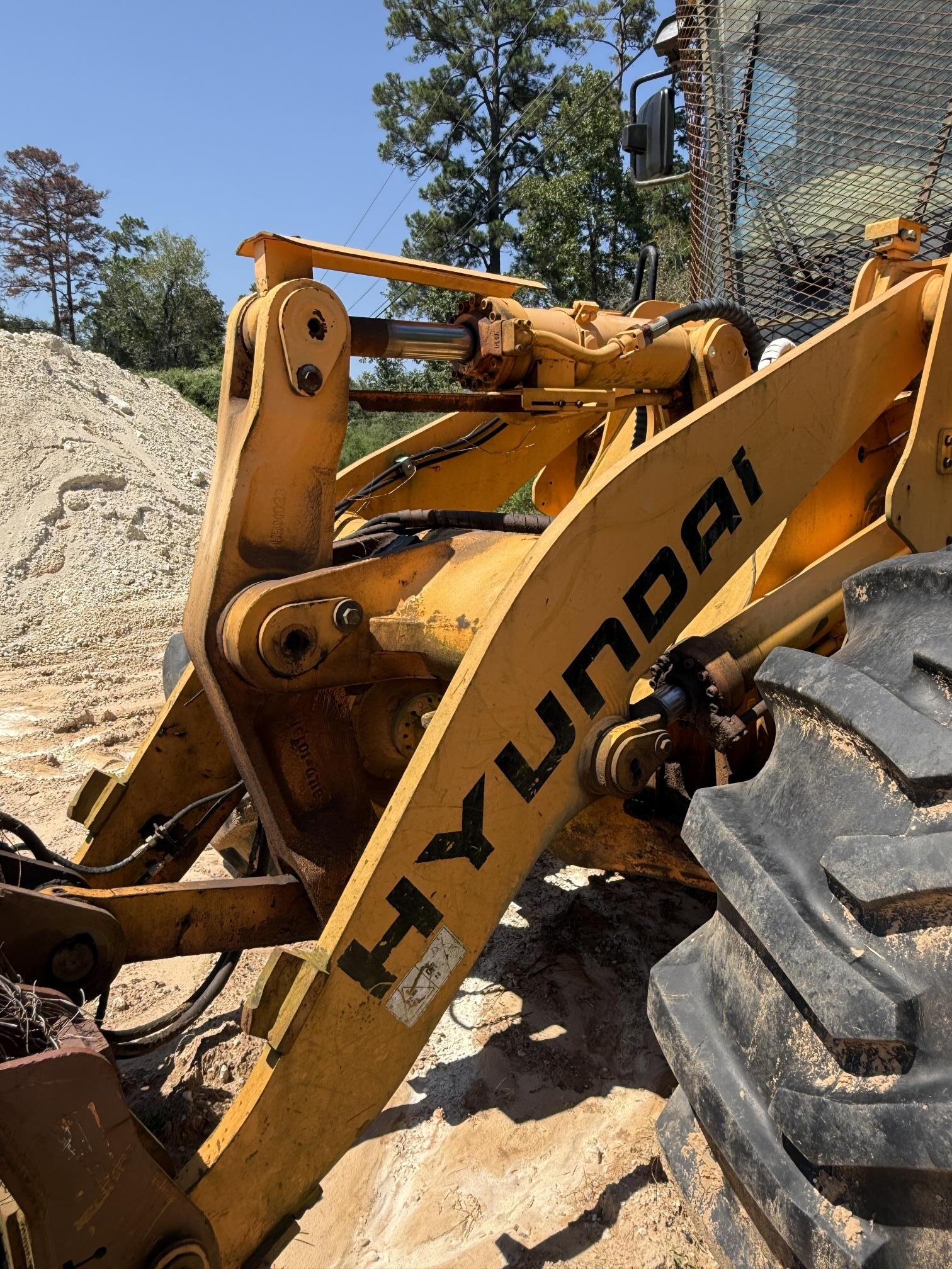 2006 HYUNDAI HL757-7 - view 5 of 21