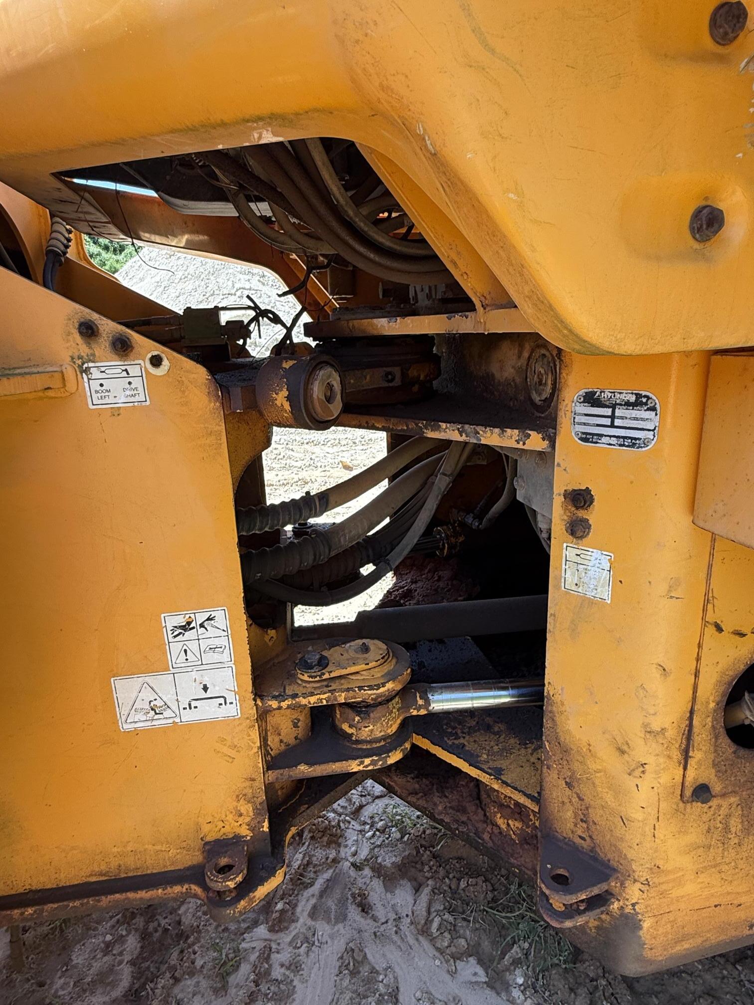 2006 HYUNDAI HL757-7 - view 17 of 21