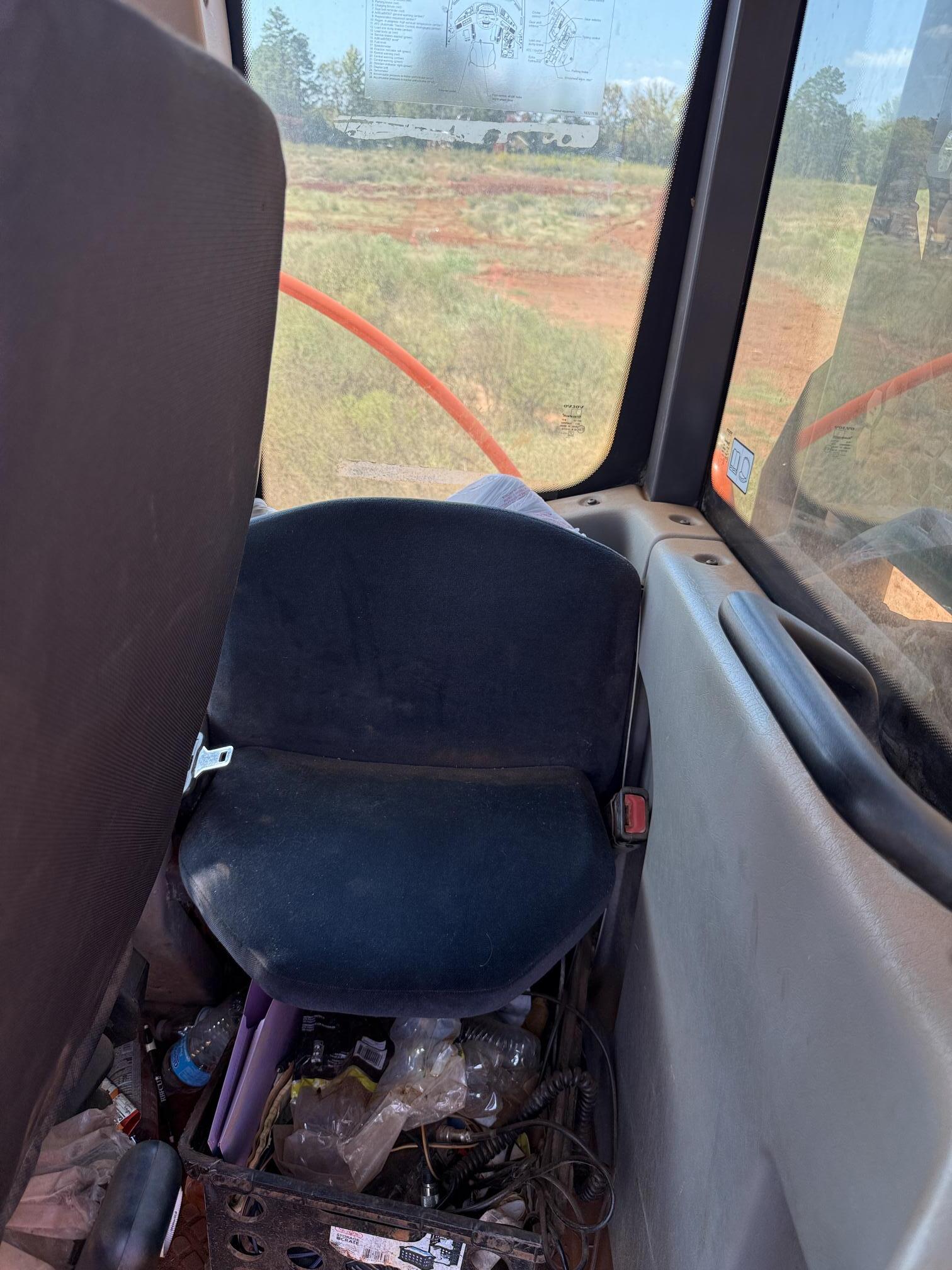 2021 VOLVO A25G - view 20 of 24