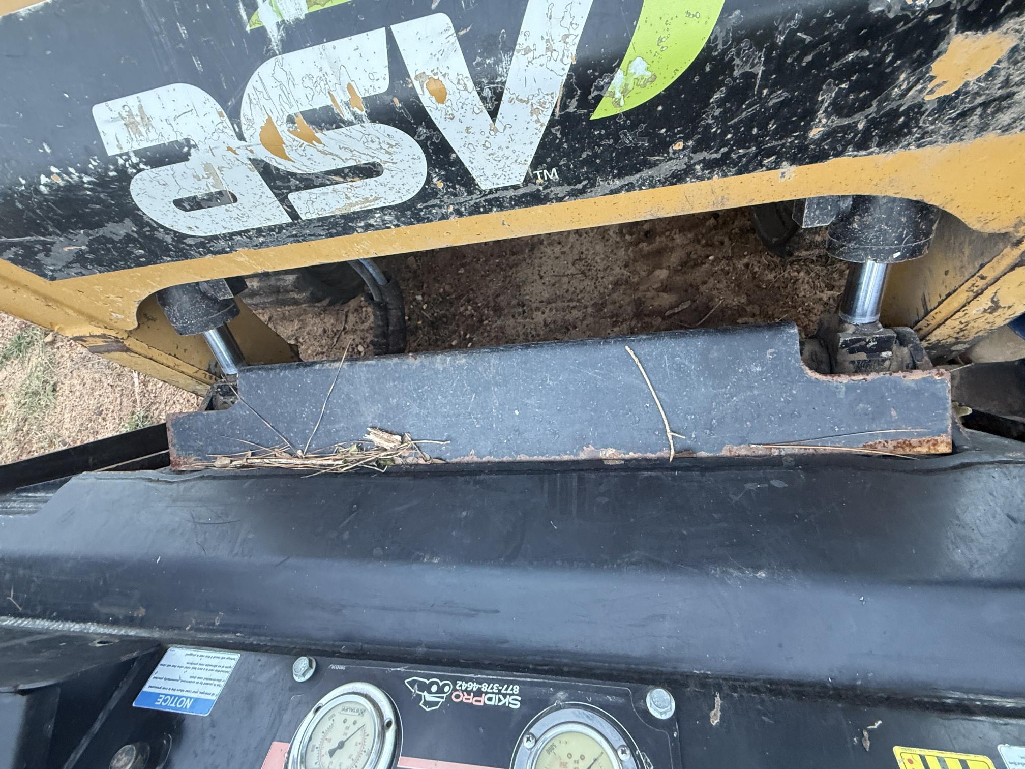 2021 ASV RT 120 - Image 12