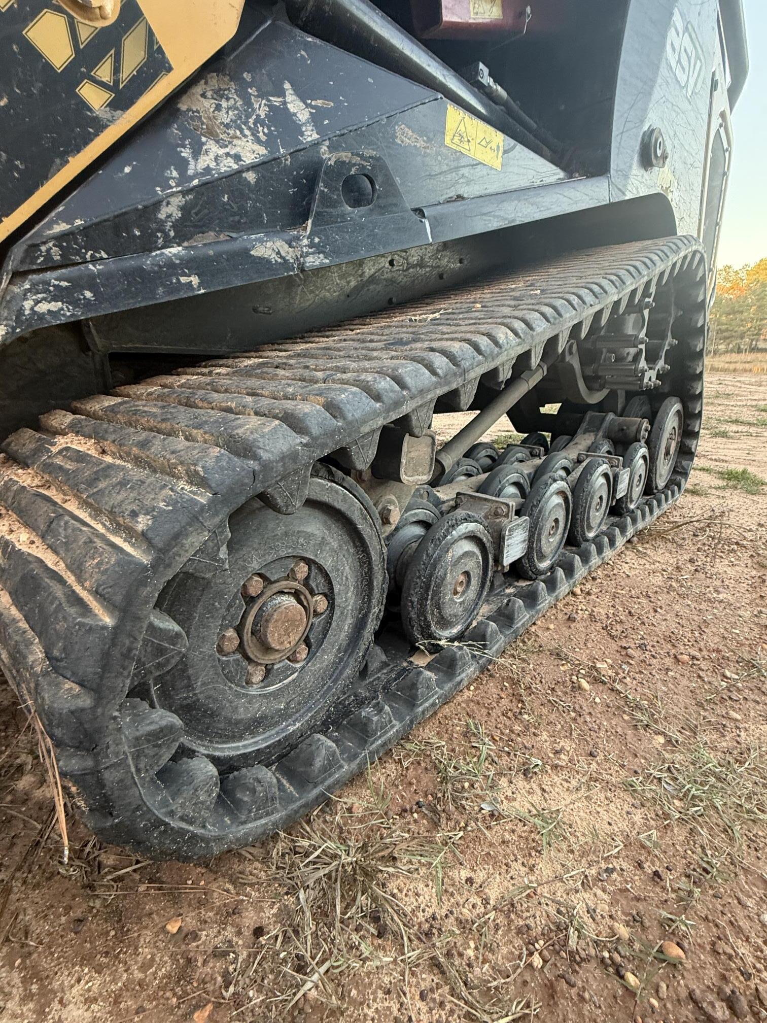 2021 ASV RT 120 - Image 14