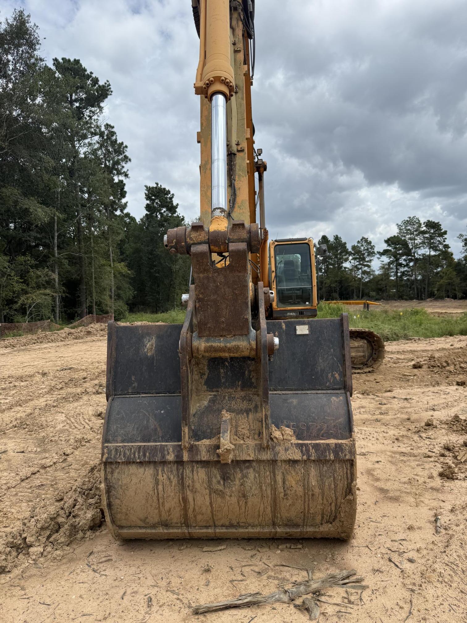 2017 HYUNDAI ROBEX 480LC - view 3 of 32