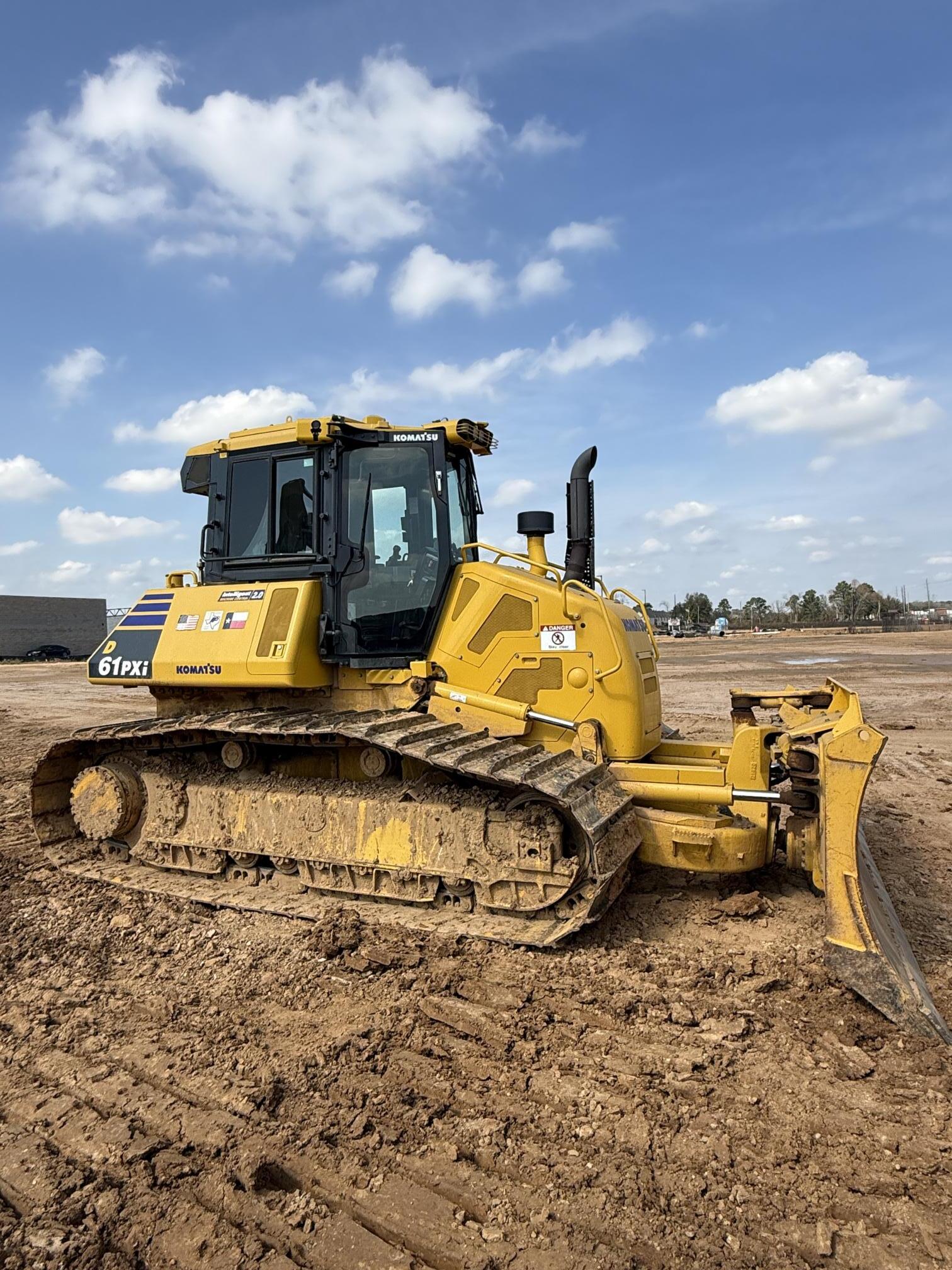 2022 KOMATSU D61PXI-24 - view 2 of 37