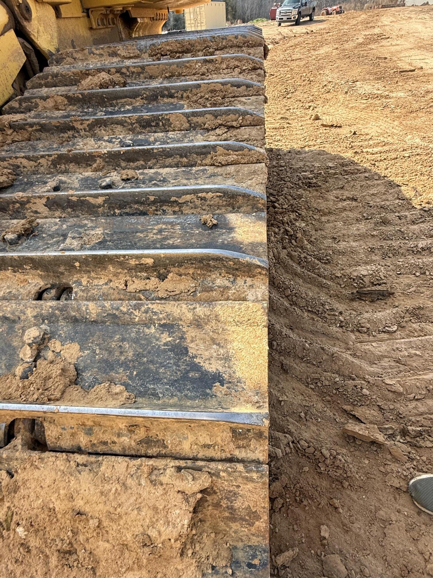 2022 KOMATSU D61PXI-24 - view 12 of 37