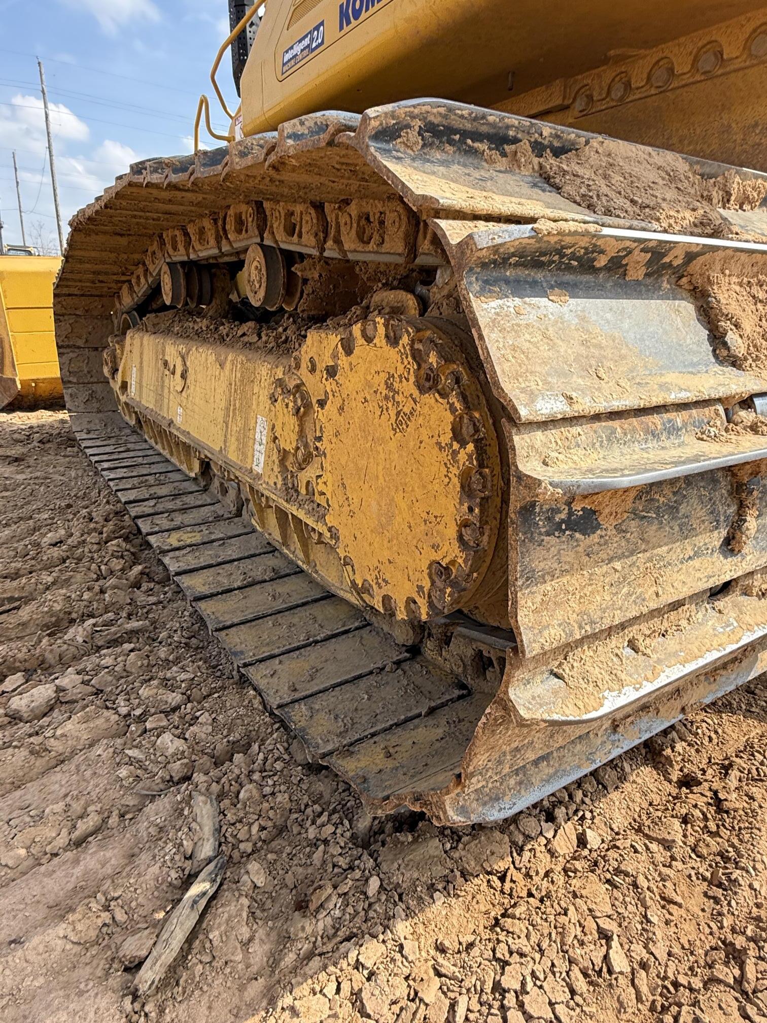 2022 KOMATSU D61PXI-24 - view 18 of 37